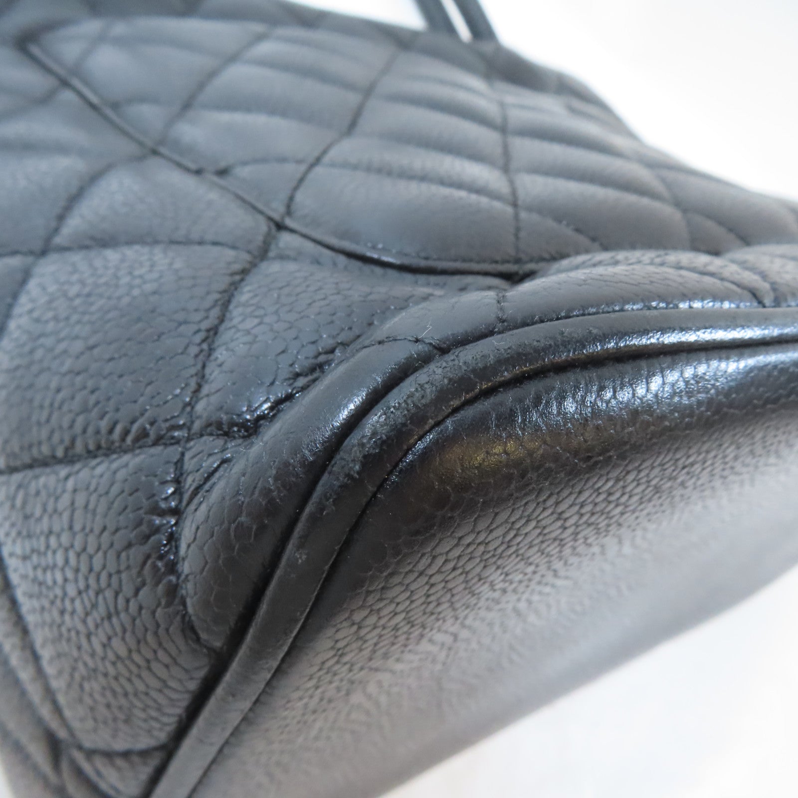 CHANEL (PRICE DOWN) Quilted CC Medallion Tote Bag Shoulder Bag Calfskin Leather Black