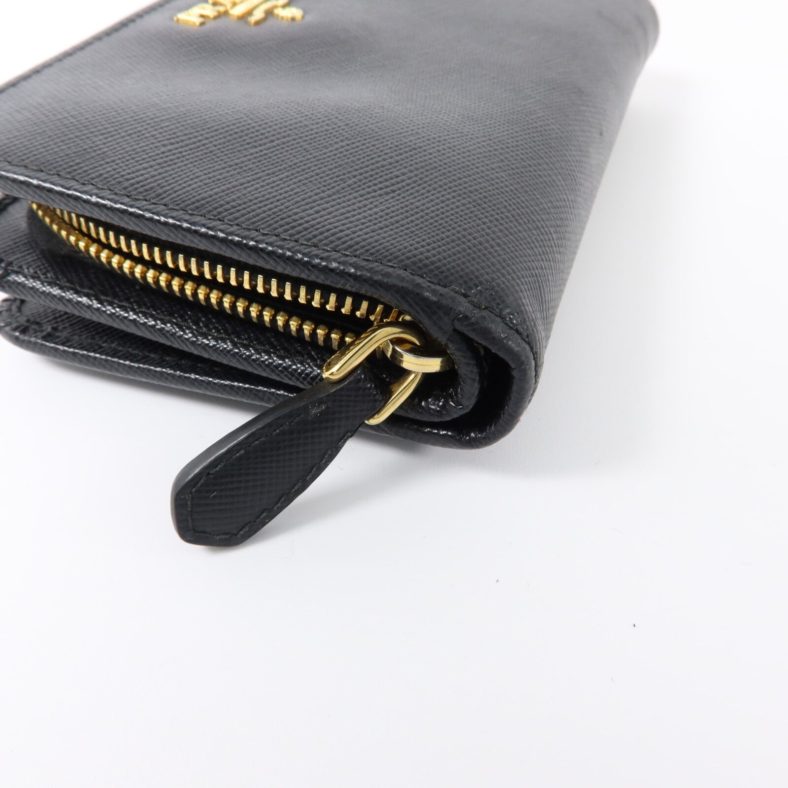 PRADA Saffiano皮革Bifold Wallet錢包