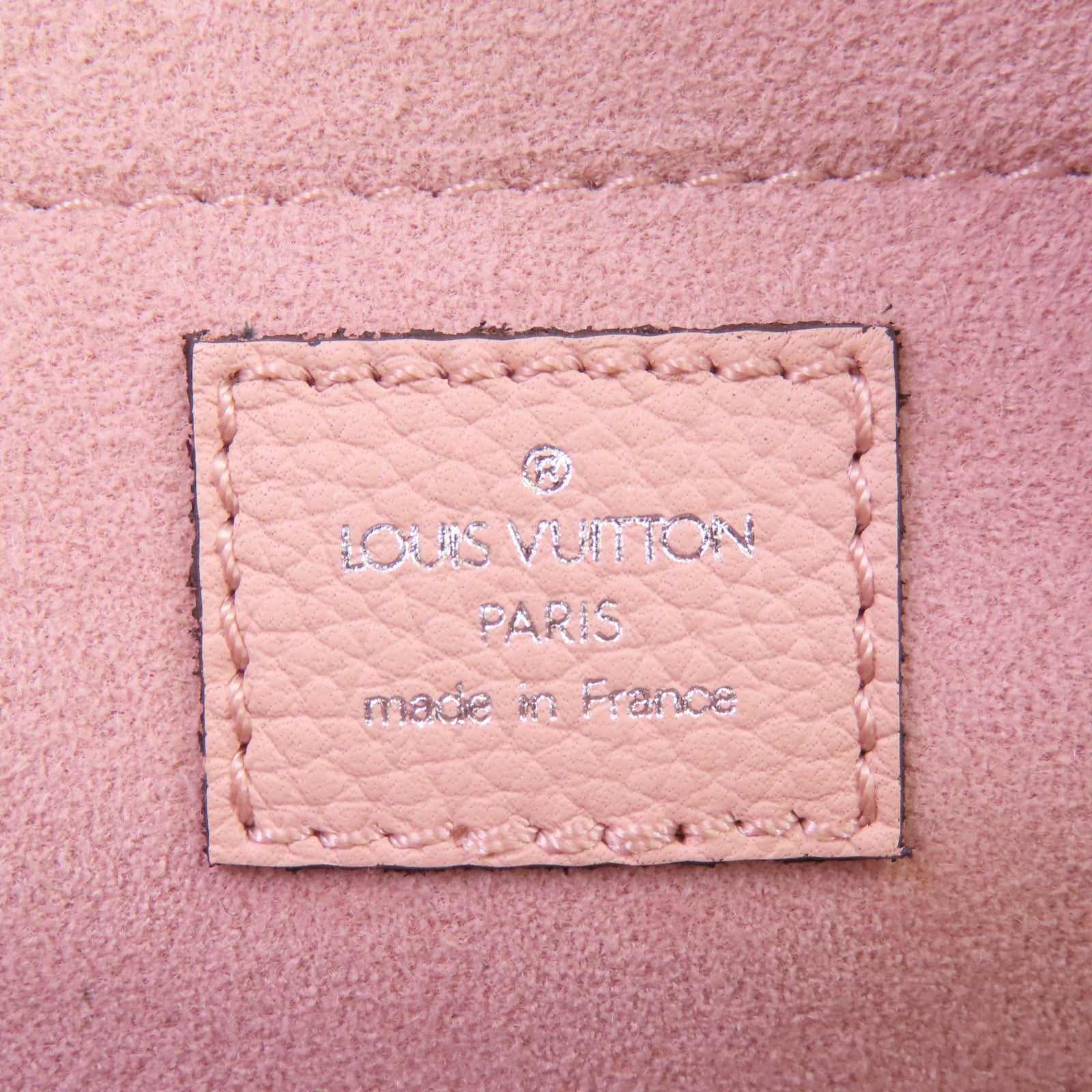 LOUIS VUITTON Monogram Mahina Scala Mini Pouch銀扣肩背袋