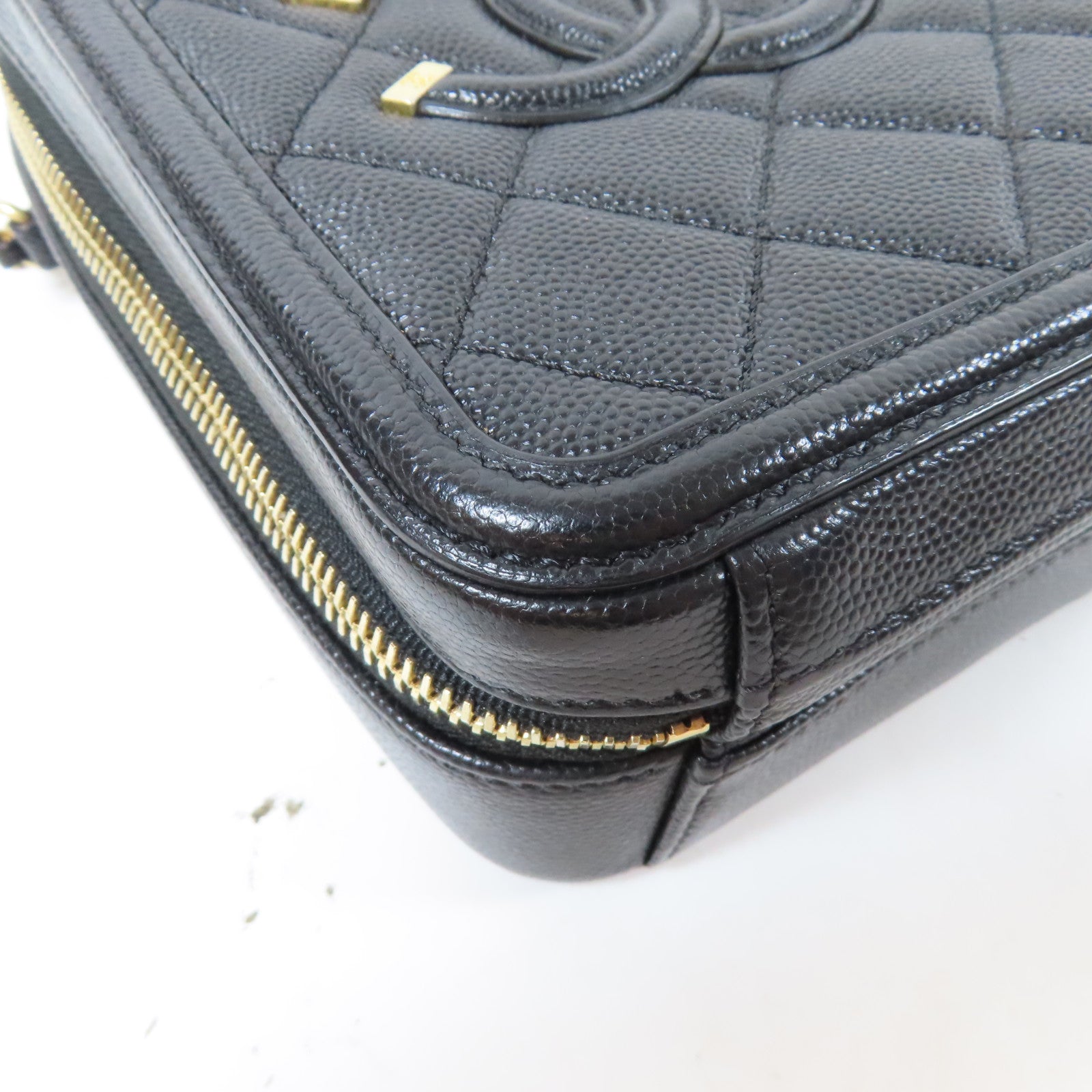 CHANEL 菱格Caviar皮革Vanity Case金扣鏈帶手挽肩背兩用袋黑色