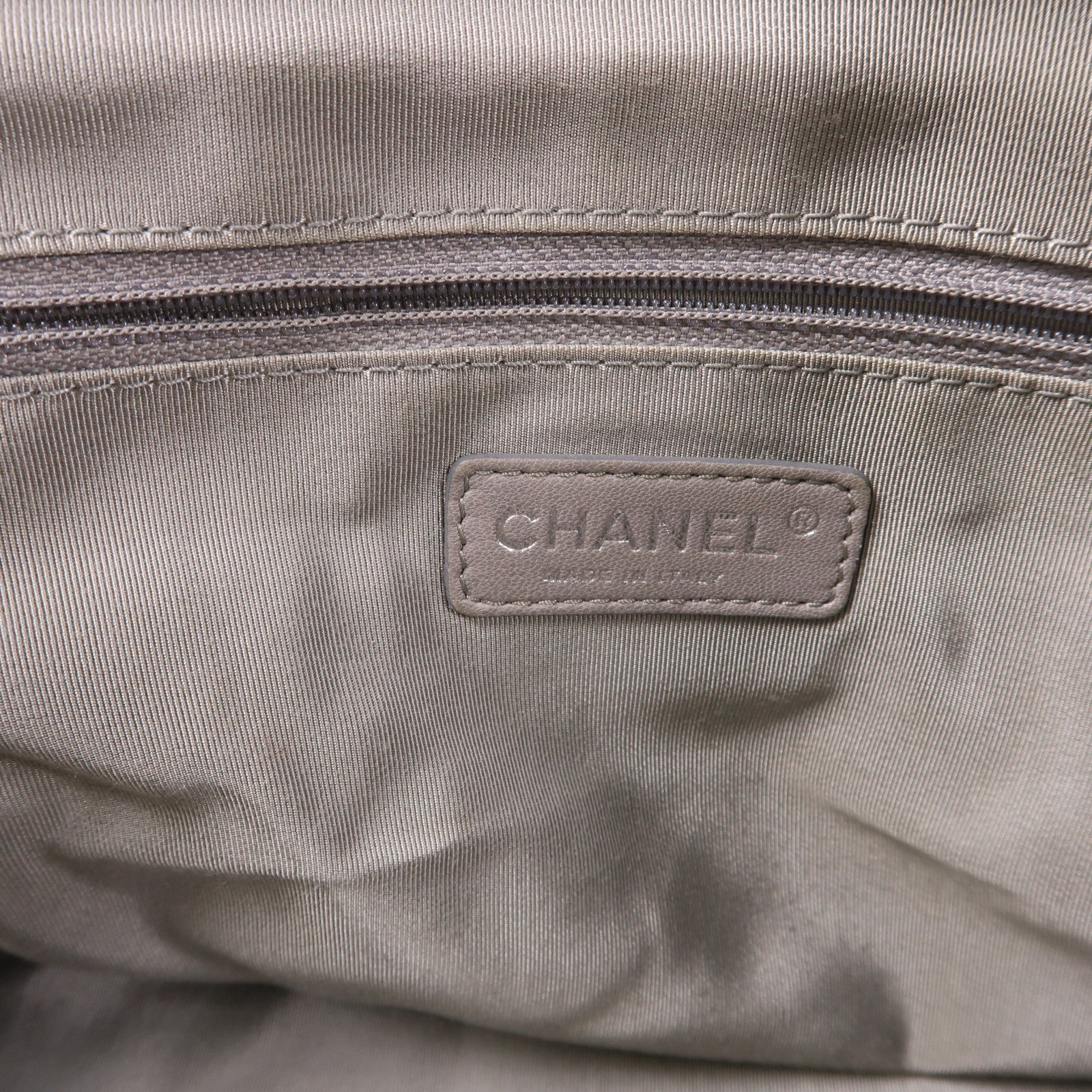 CHANEL 牛皮皮革Chain Shoulder銀扣鏈帶肩背袋