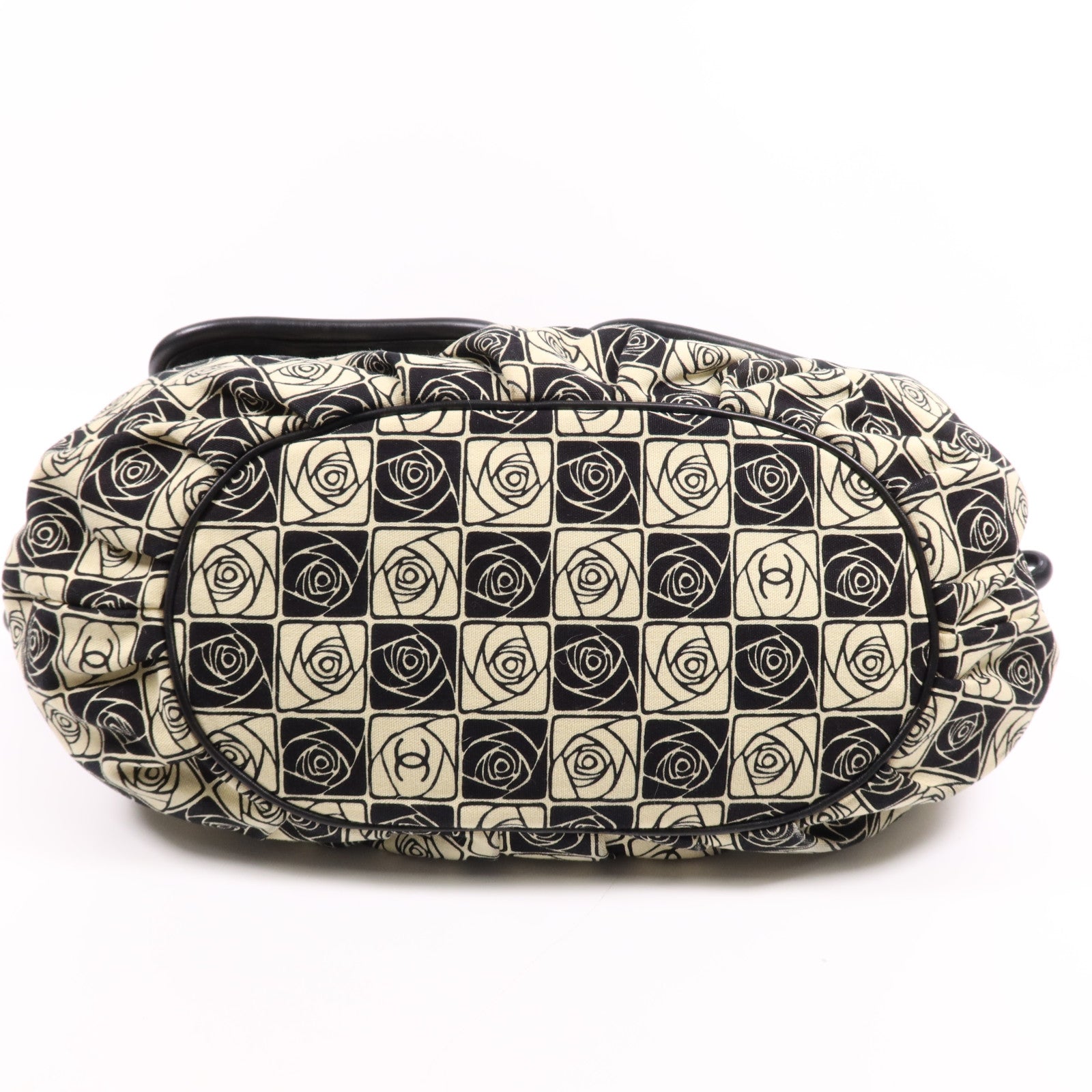 CHANEL 帆布Vintage Shoulder Bag銀扣肩背袋