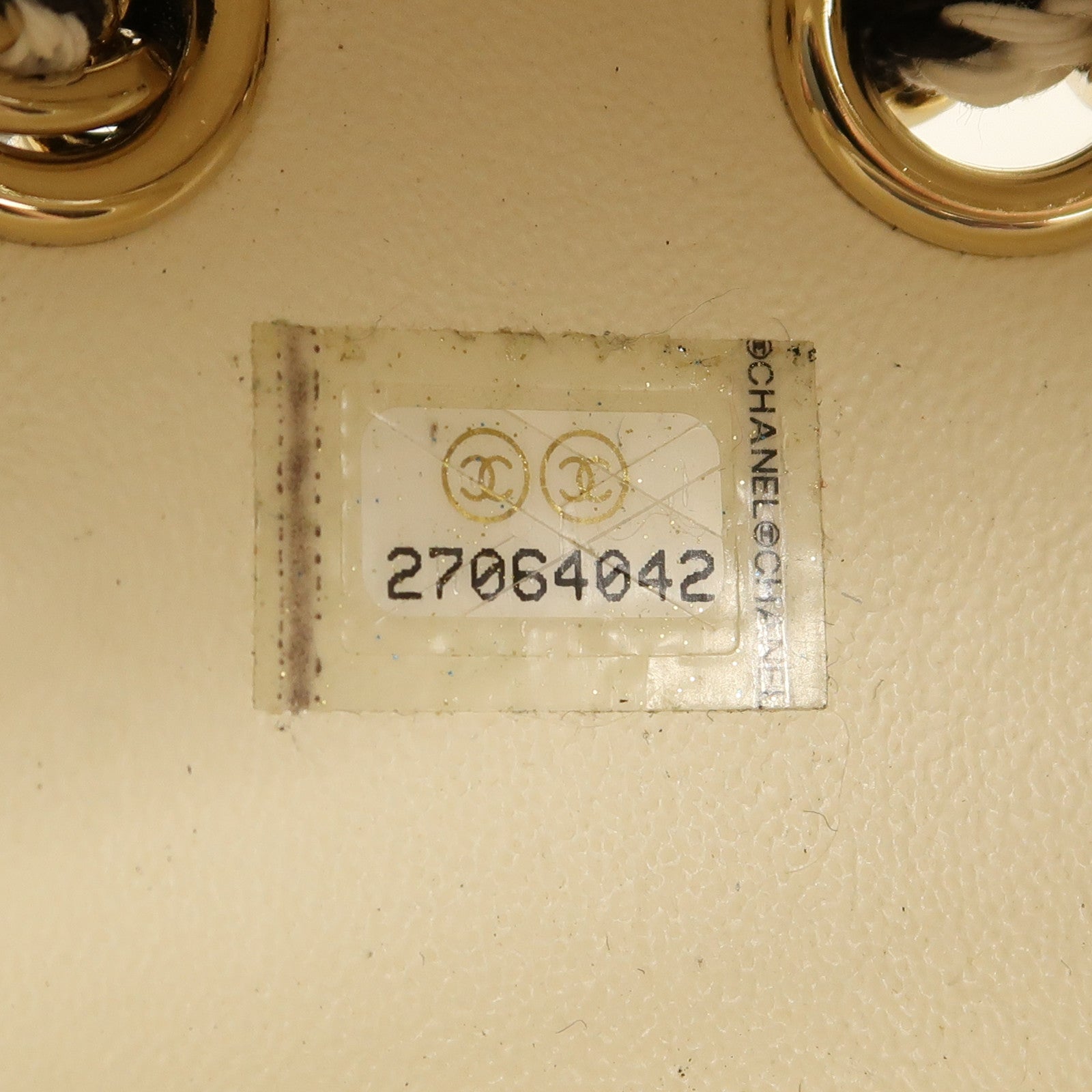 CHANEL 羊皮皮革Coco Life Saver Round Bag金扣鏈帶肩背袋