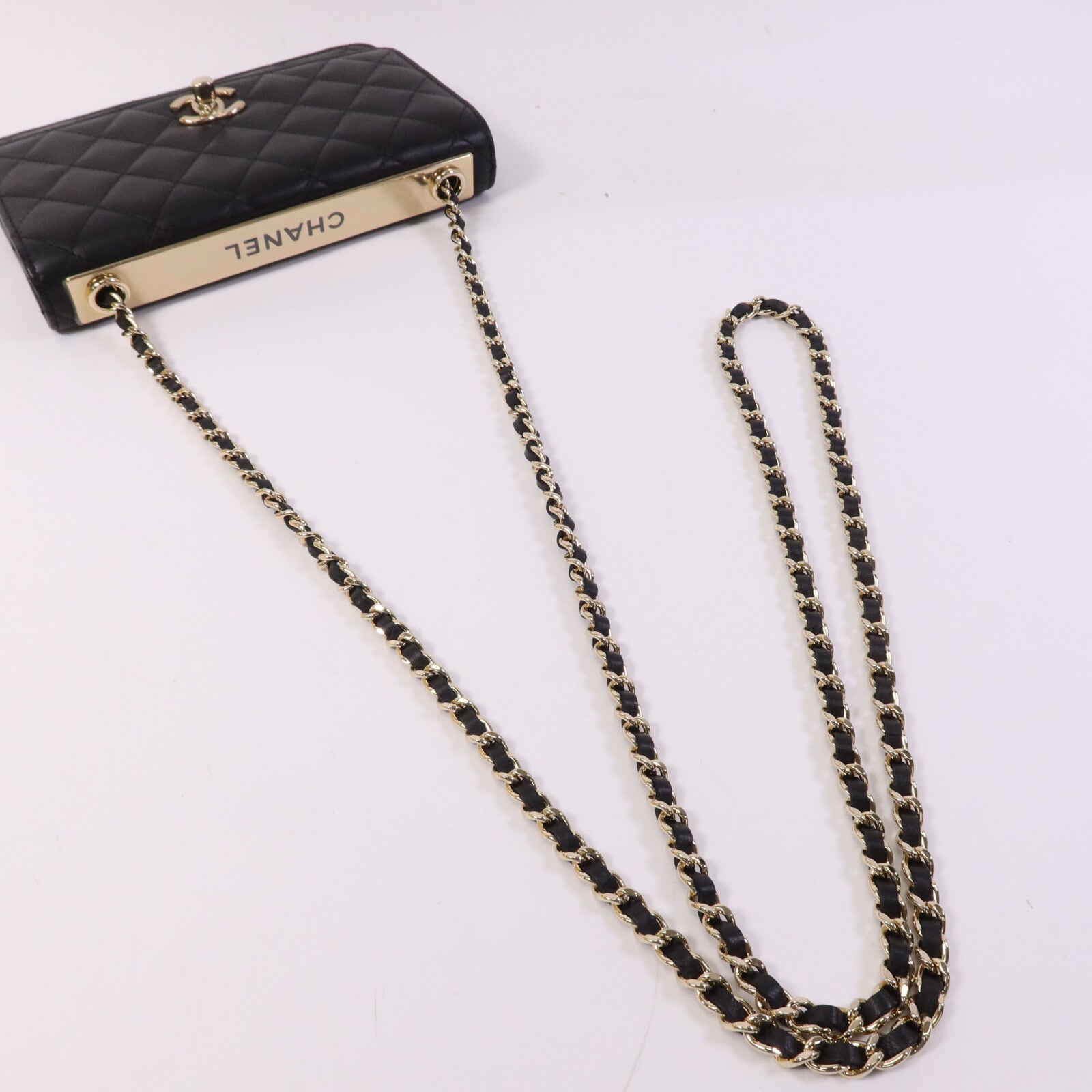 CHANEL 羊皮皮革Trendy CC Wallet On Chain金扣鏈帶肩背袋