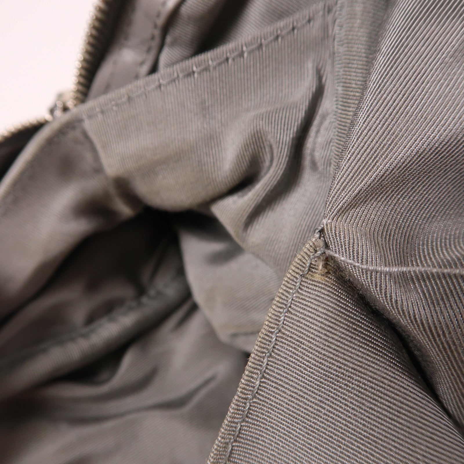 CHANEL 牛皮皮革Chain Shoulder銀扣鏈帶肩背袋