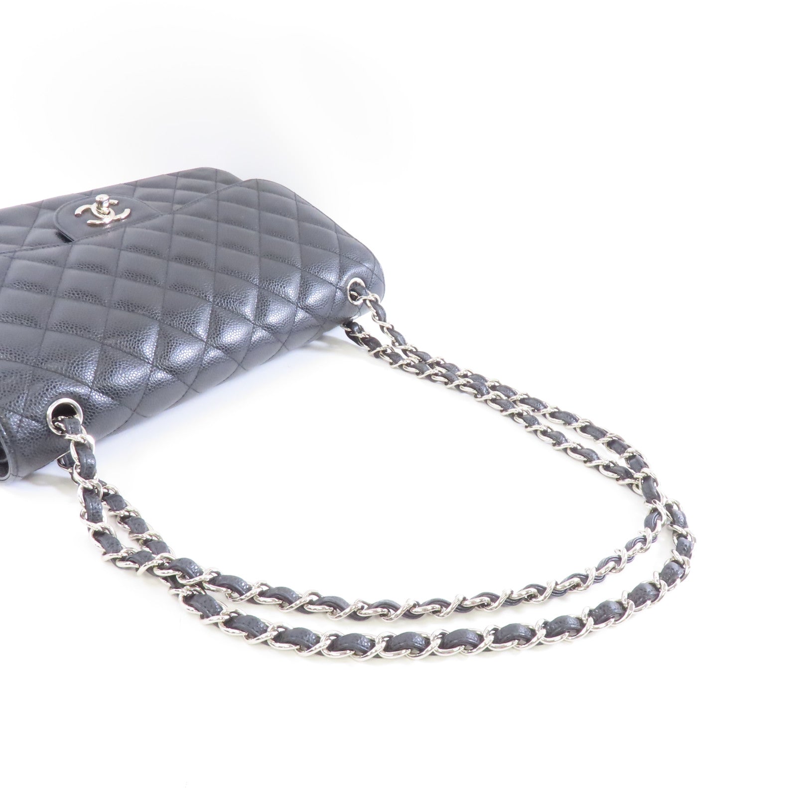 CHANEL 菱格Caviar皮革Classic Jumbo銀扣鏈帶肩背袋黑色