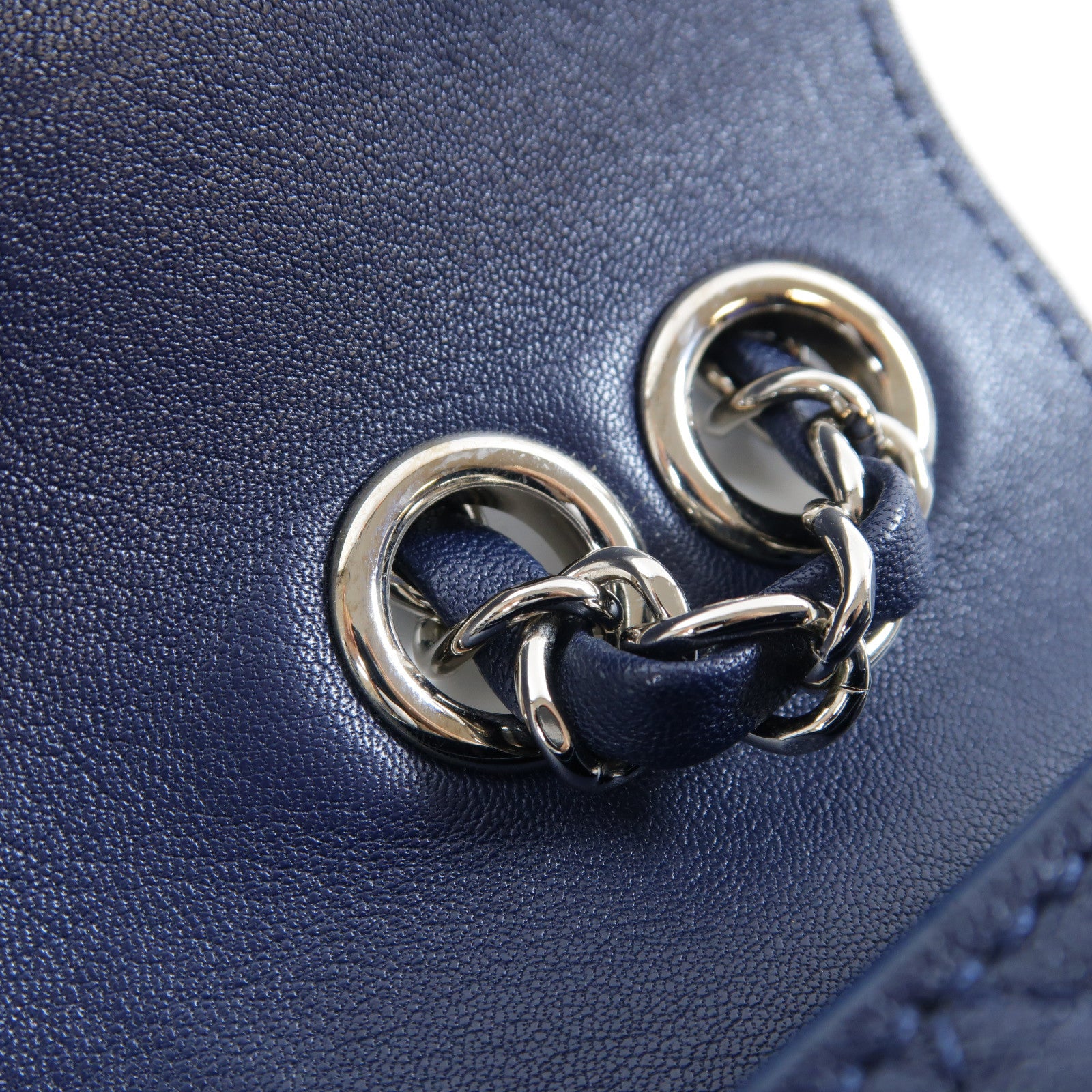 CHANEL 菱格牛皮皮革Chain Shoulder Bag銀扣鏈帶肩背袋深藍色