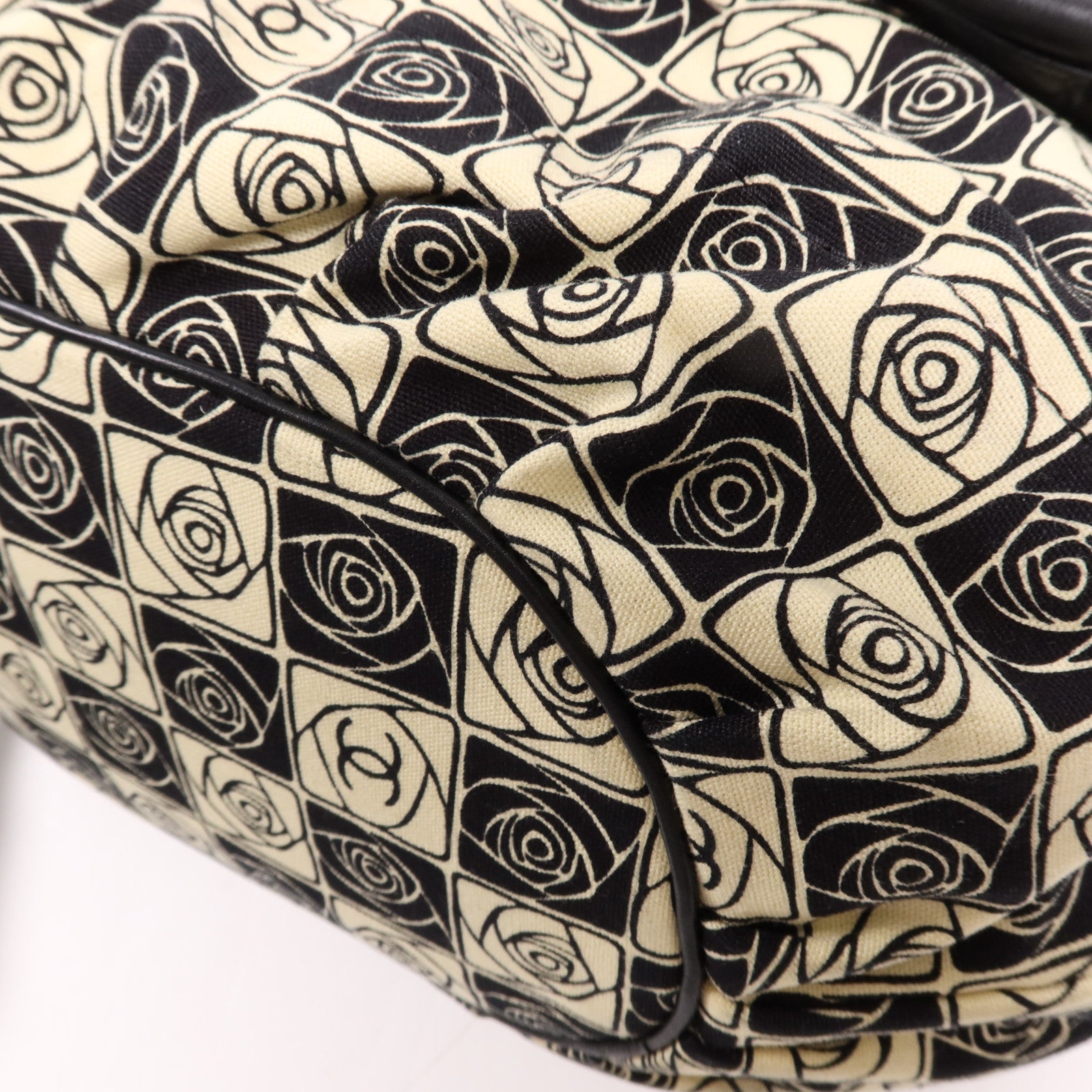 CHANEL 帆布Vintage Shoulder Bag銀扣肩背袋