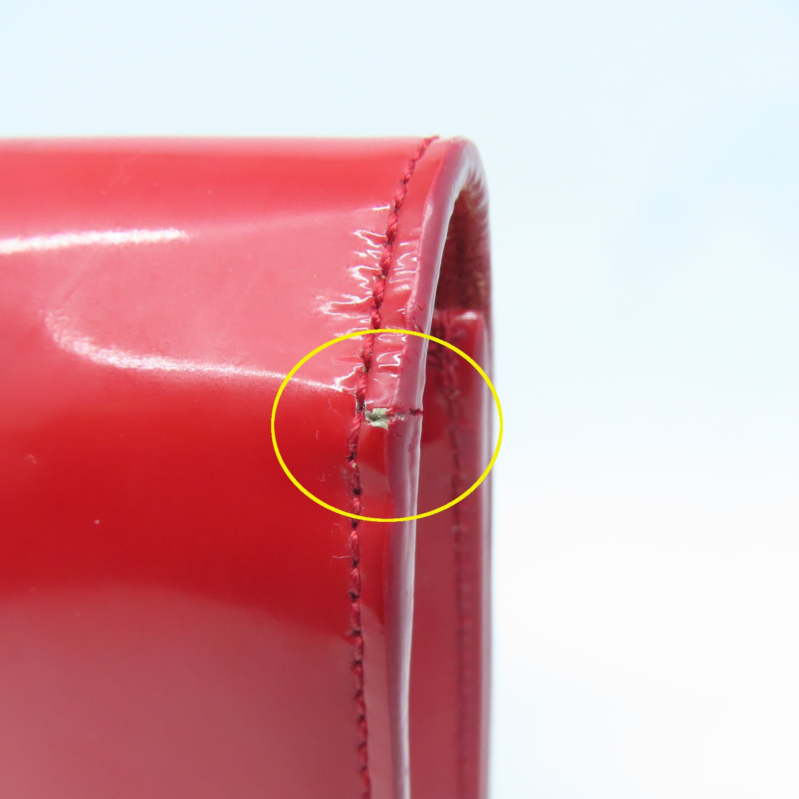 YVES SAINT LAURENT 漆皮皮革Clutch金扣手拿包紅色