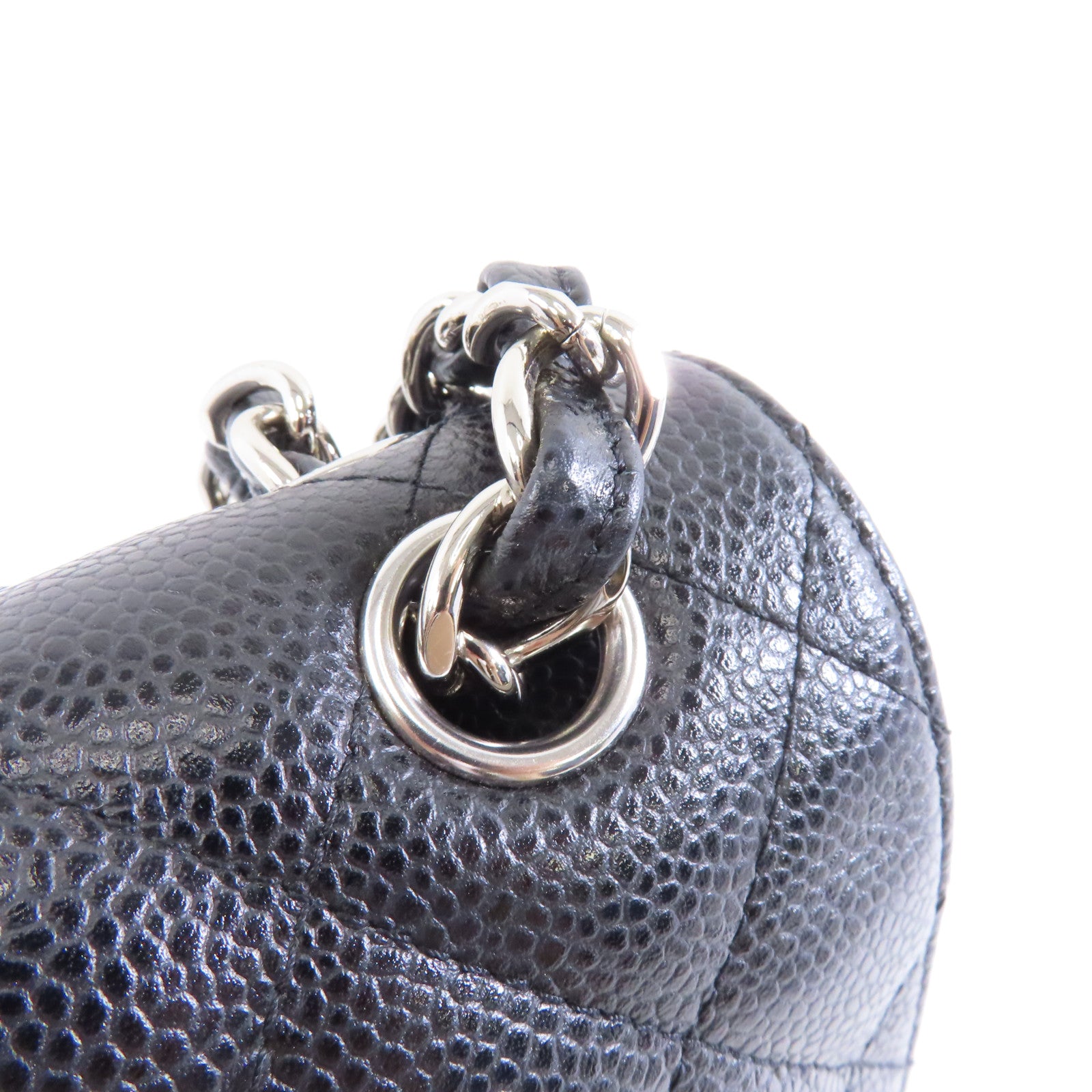 CHANEL 菱格Caviar皮革Classic Jumbo銀扣鏈帶肩背袋黑色