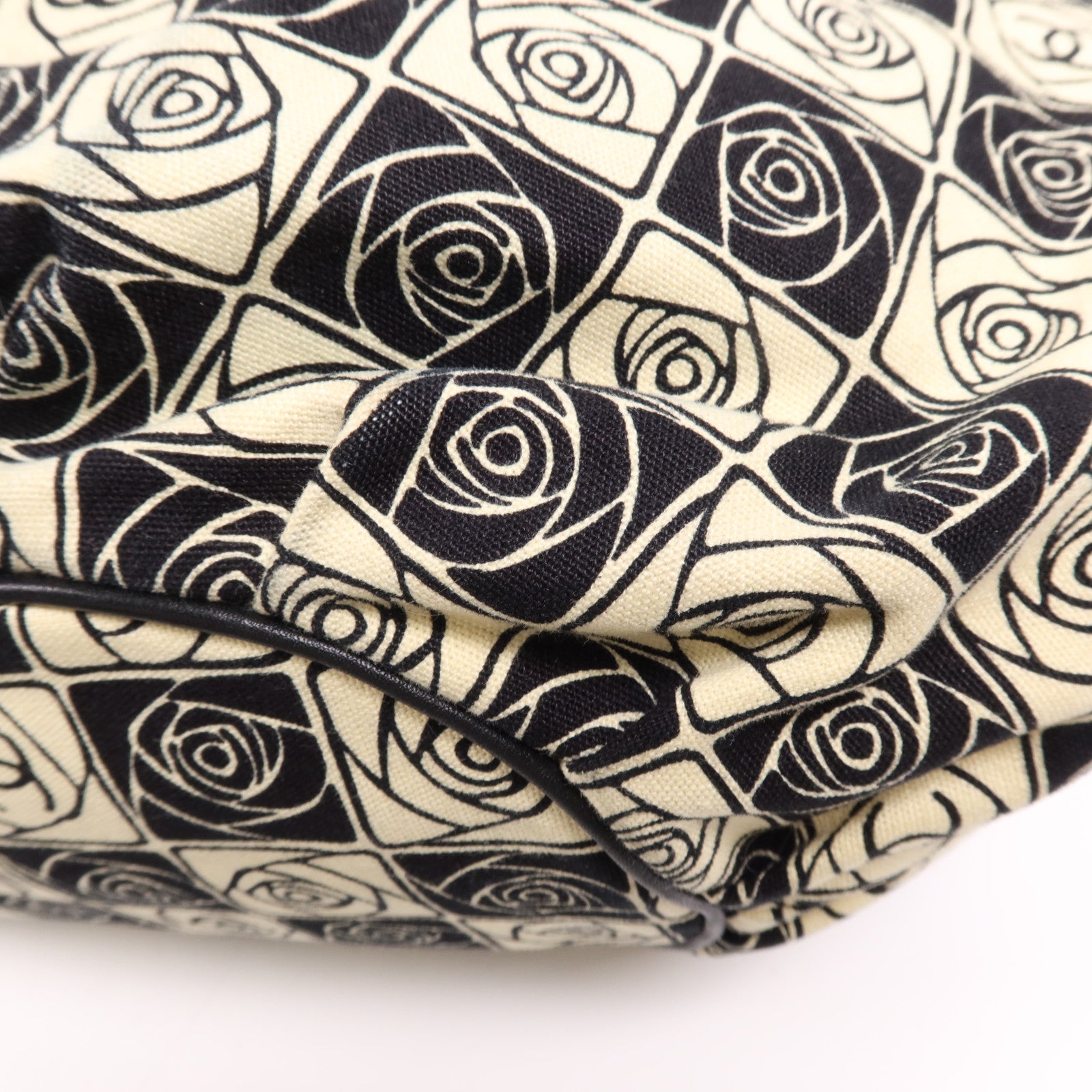 CHANEL 帆布Vintage Shoulder Bag銀扣肩背袋