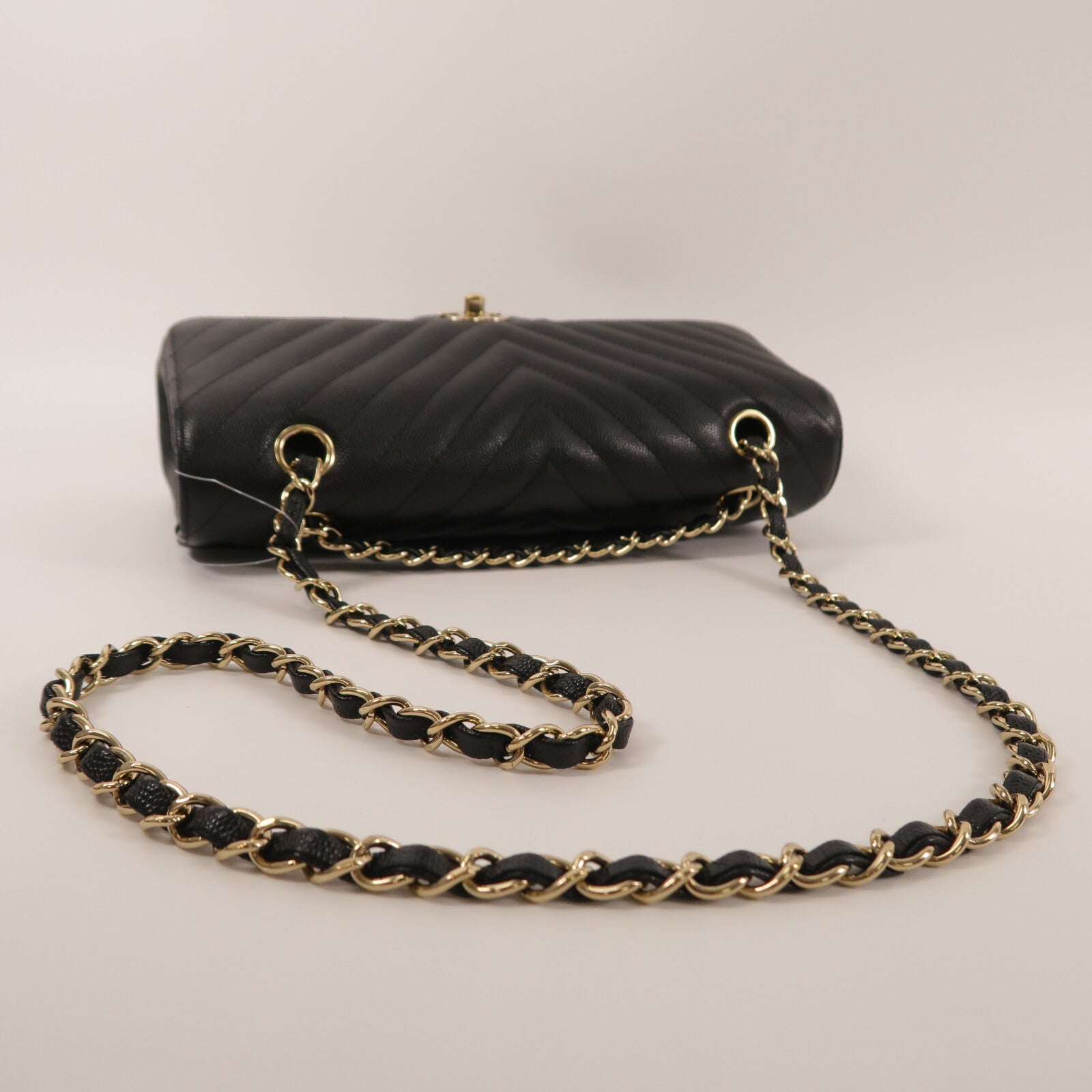 CHANEL 牛皮皮革Classic 25 Chevron鏈帶肩背袋