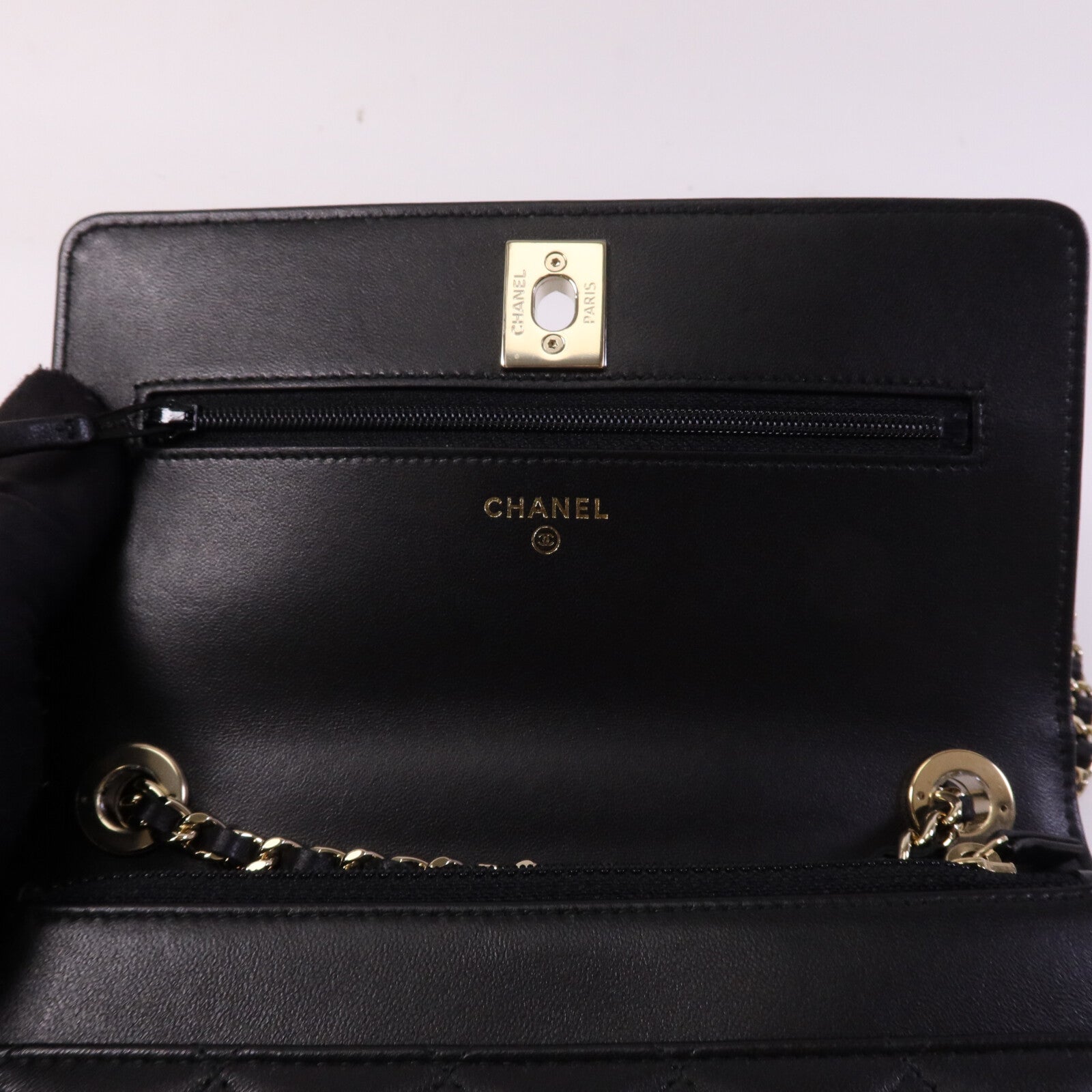 CHANEL 羊皮皮革Trendy CC Wallet On Chain金扣鏈帶肩背袋