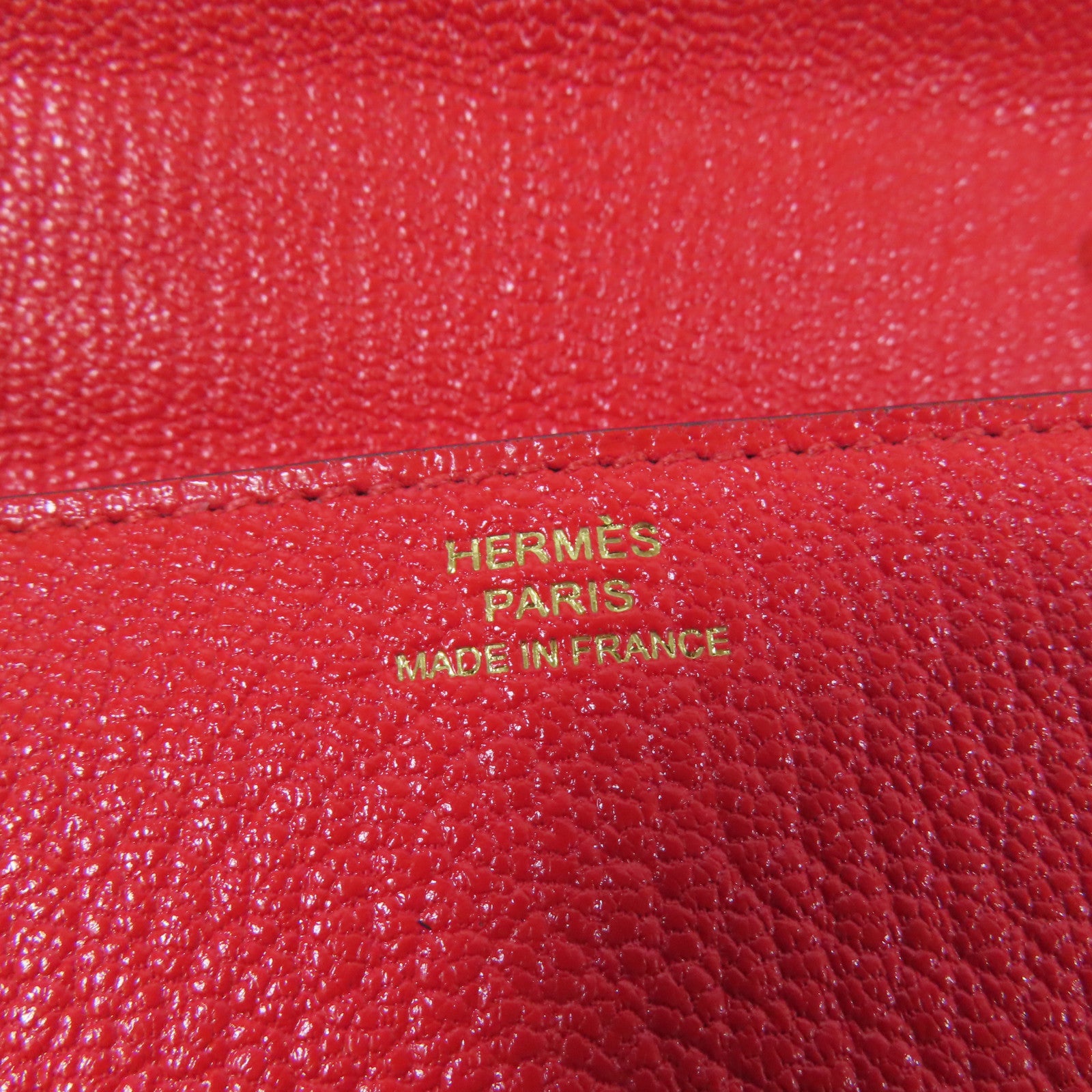 HERMES Chevre皮革Clic 16金扣肩背袋Rouge De Coeur