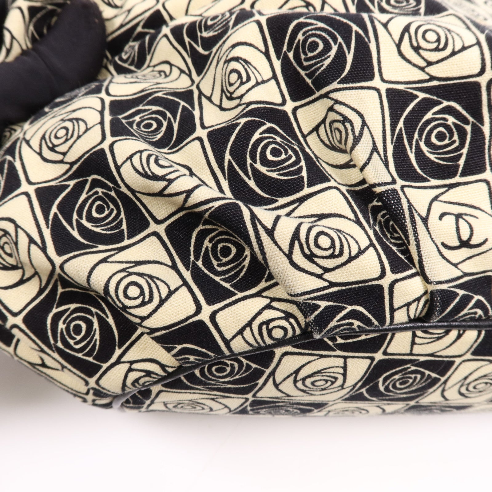 CHANEL 帆布Vintage Shoulder Bag銀扣肩背袋