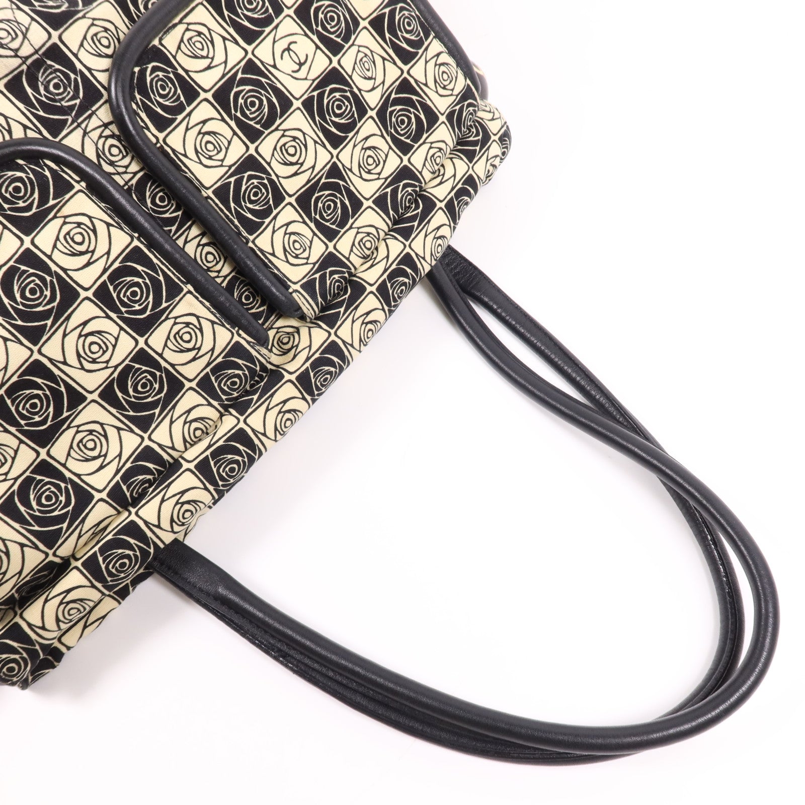 CHANEL 帆布Vintage Shoulder Bag銀扣肩背袋