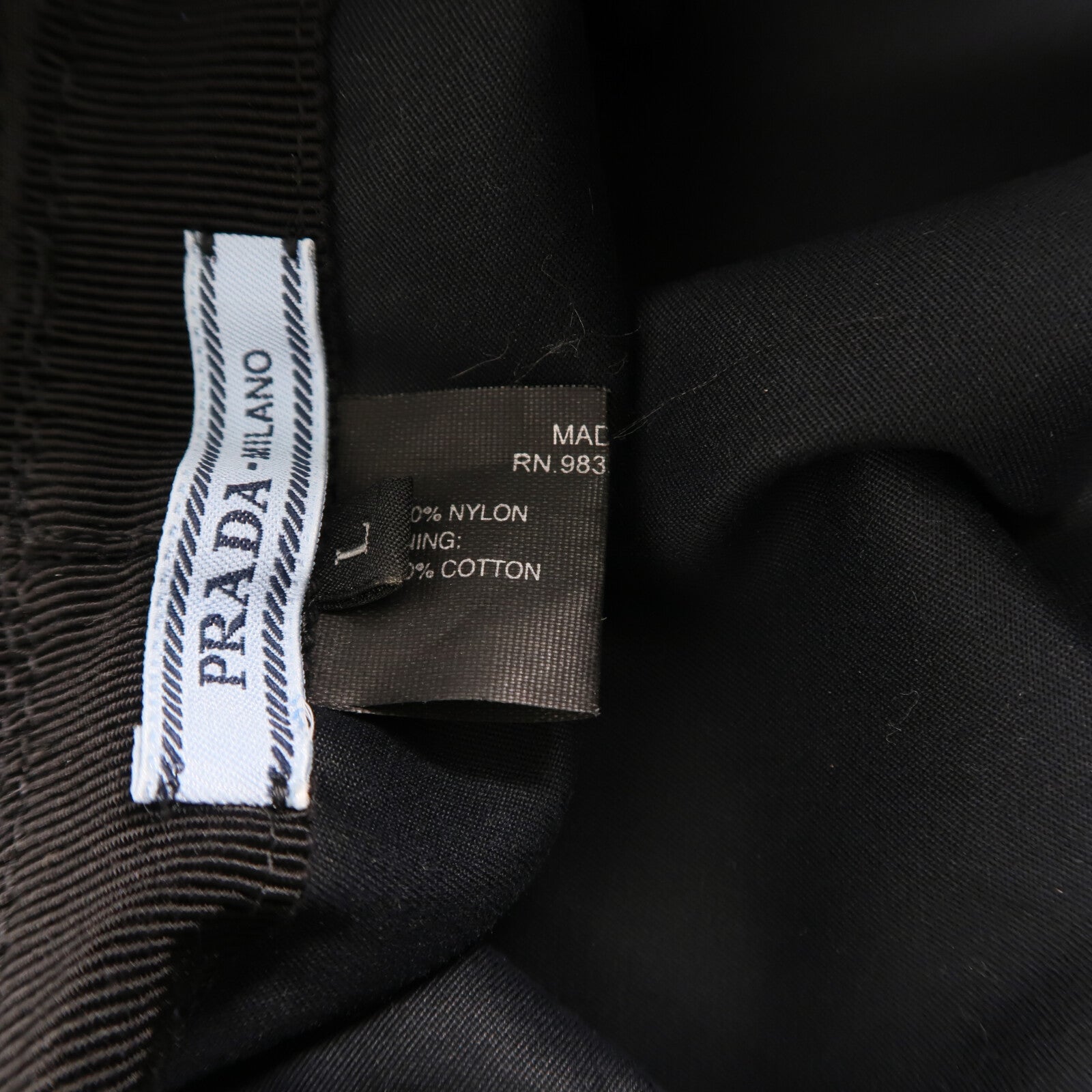 PRADA 尼龍Re-Nylon Bucket Hat L帽子