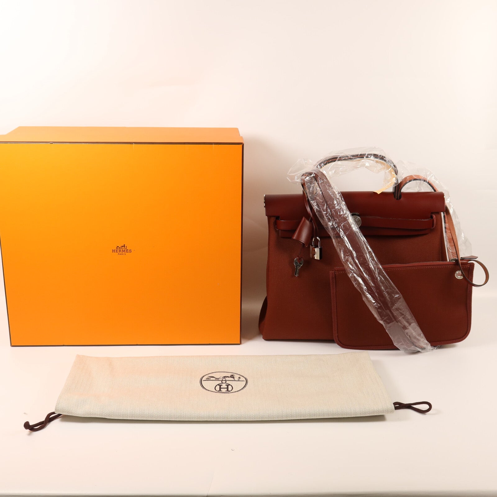 HERMES 帆布Herbag PM銀扣手挽肩背兩用袋Rouge H