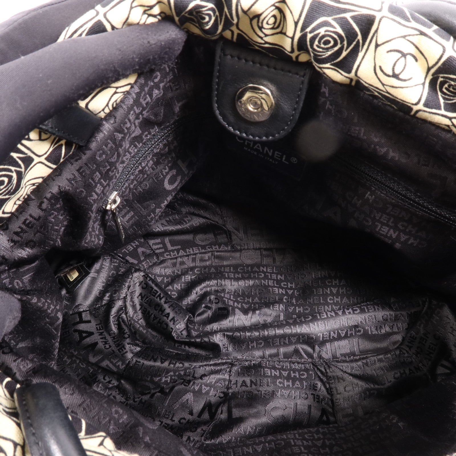 CHANEL 帆布Vintage Shoulder Bag銀扣肩背袋