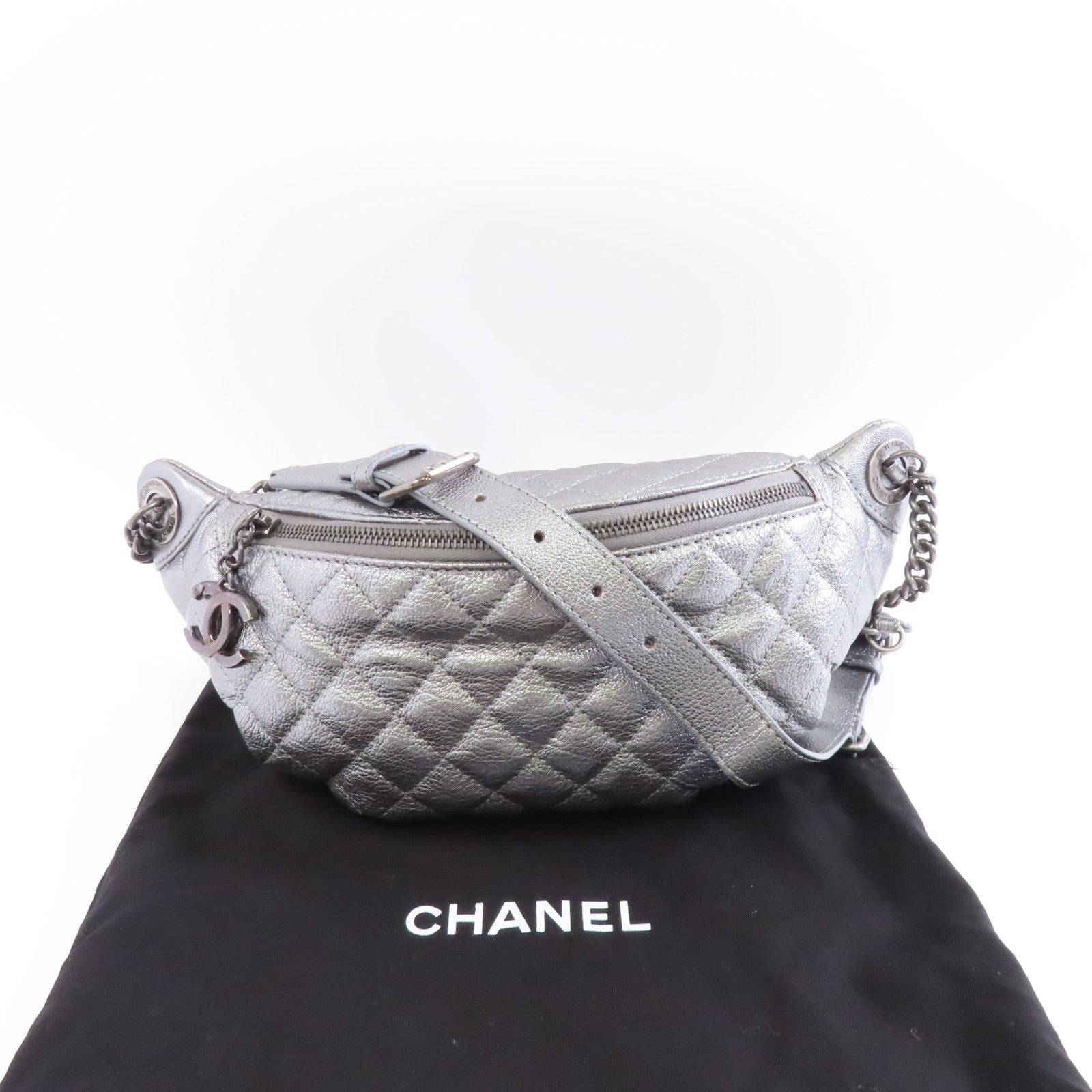 CHANEL 【激減優惠】菱格牛皮皮革15A Belt Bag銀扣腰包銀色