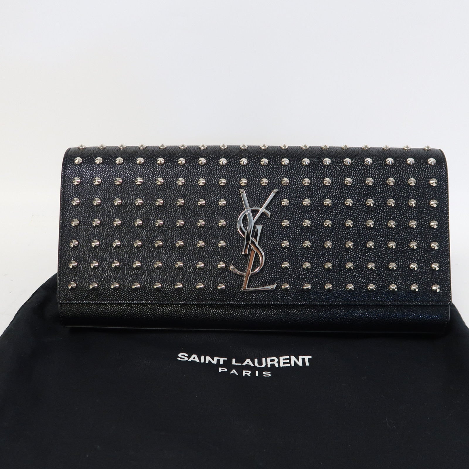 SAINT LAURENT 牛皮皮革Grain De poudre Matelasse studd銀扣手拿包黑色