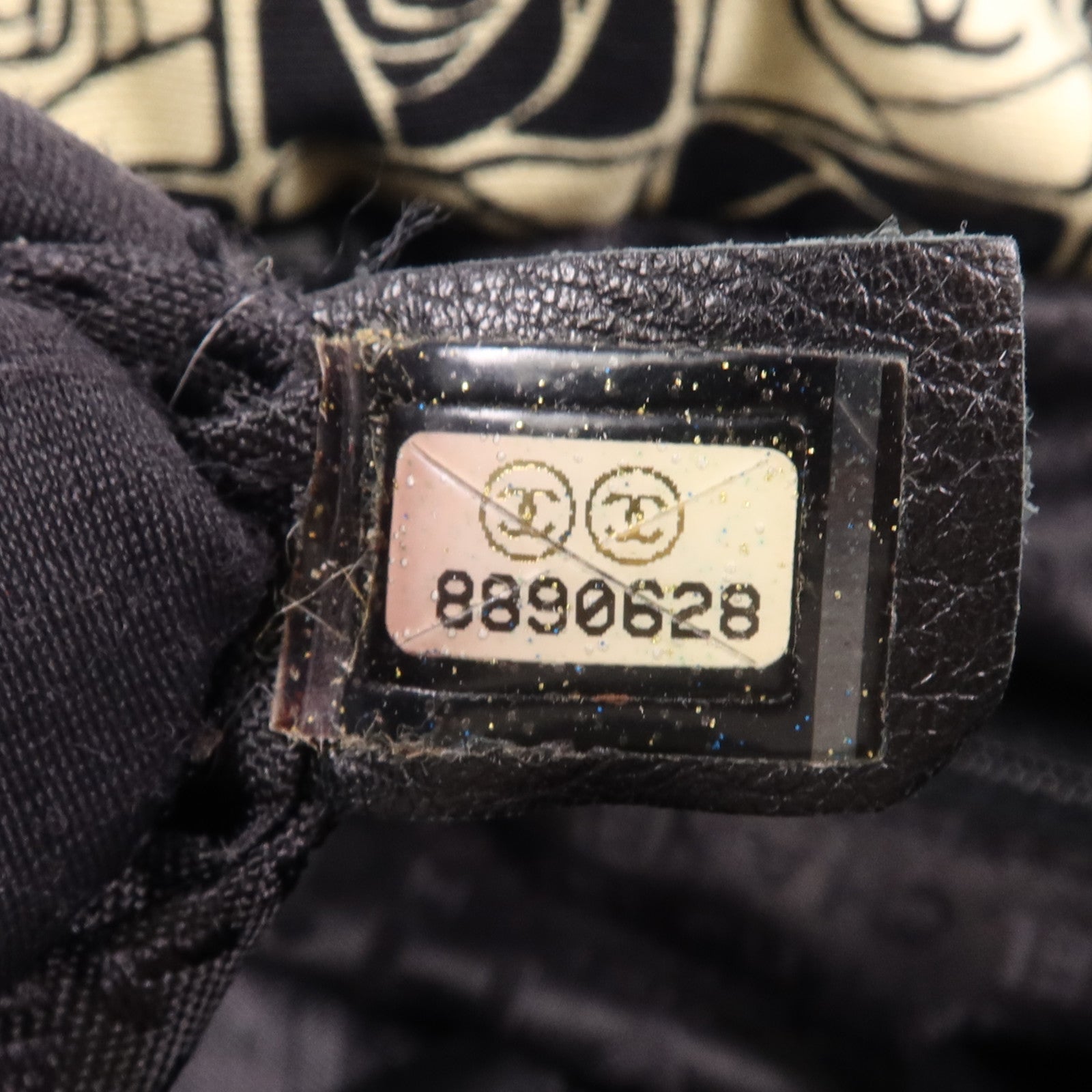 CHANEL 帆布Vintage Shoulder Bag銀扣肩背袋