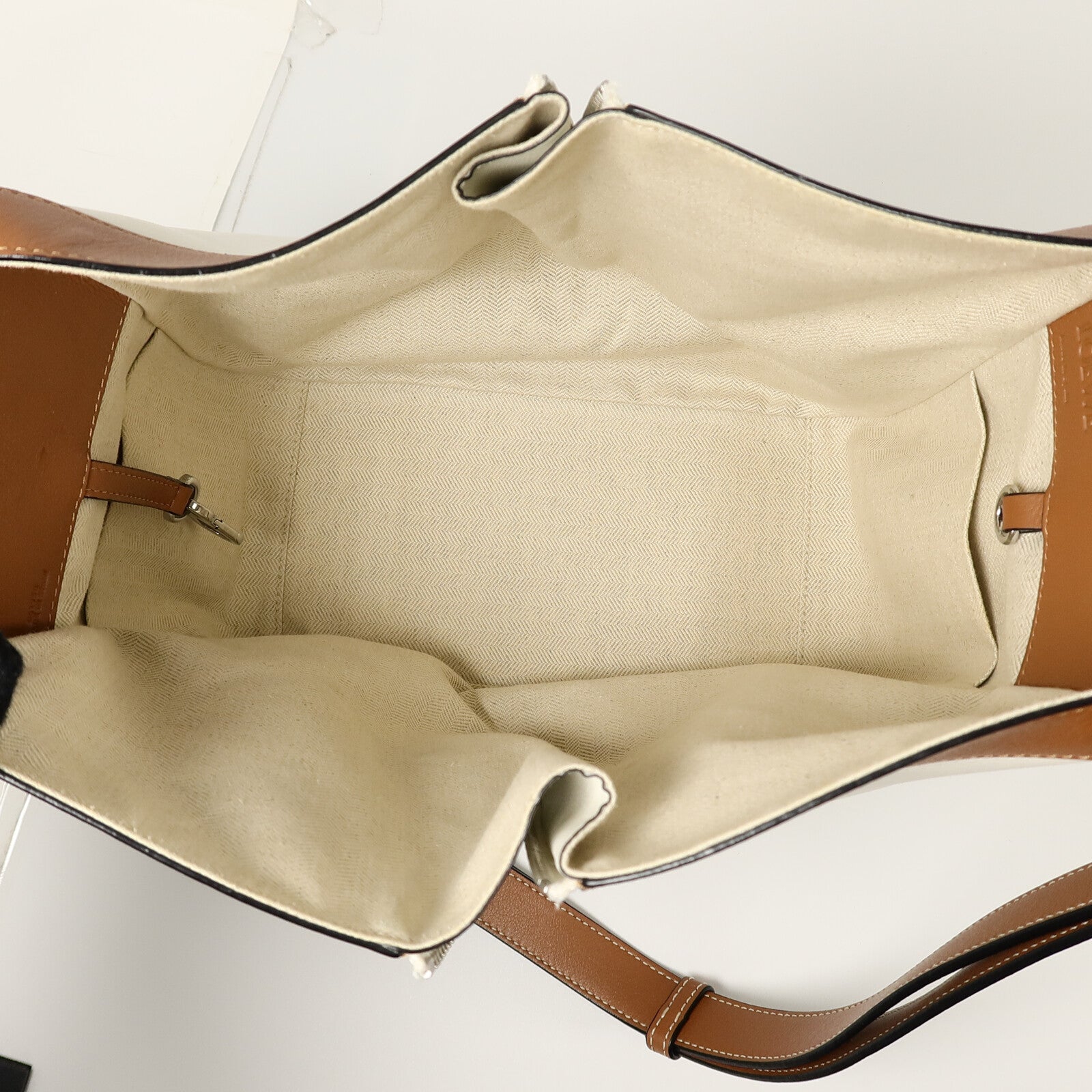 LOEWE 牛皮皮革Hammock Small肩背袋