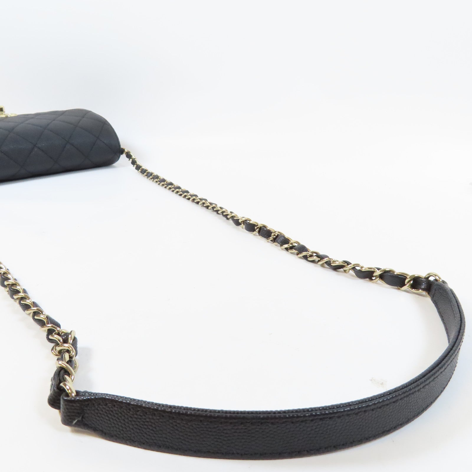 CHANEL 菱格牛皮皮革Chain Shoulder金扣鏈帶肩背袋黑色