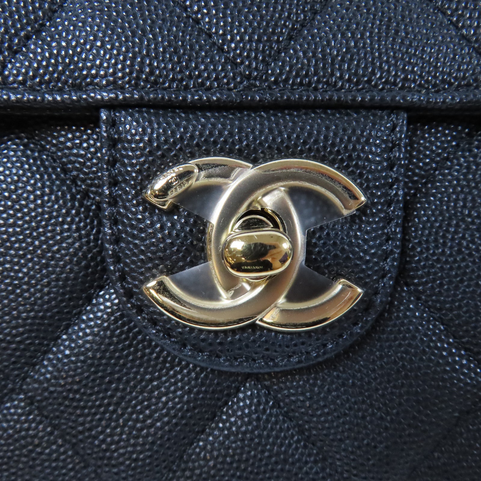 CHANEL 菱格牛皮皮革Chain Shoulder金扣鏈帶肩背袋黑色