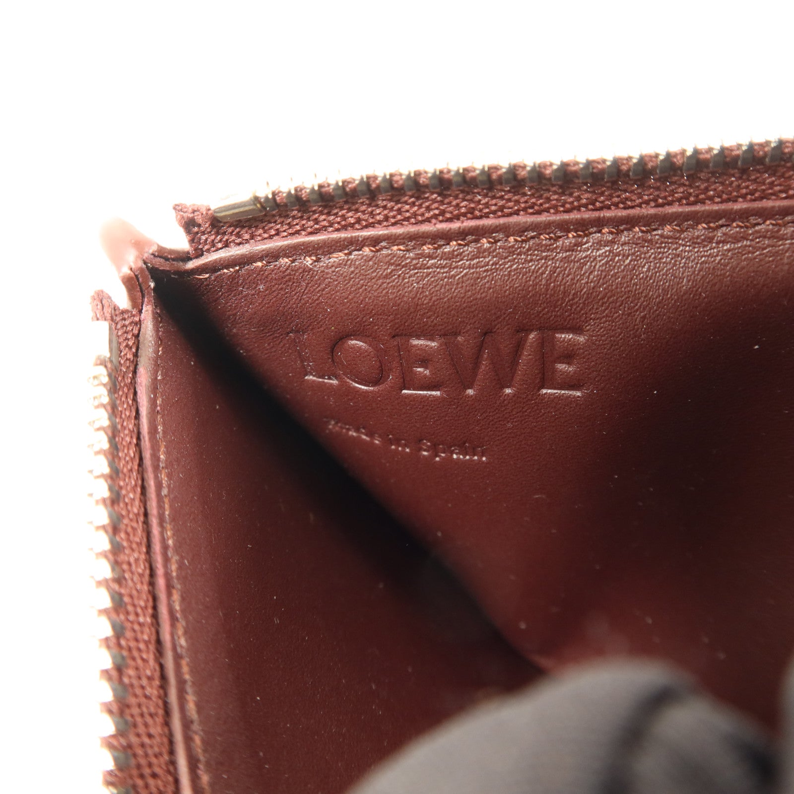 LOEWE 牛皮皮革Puzzle Card Case銀扣卡片套