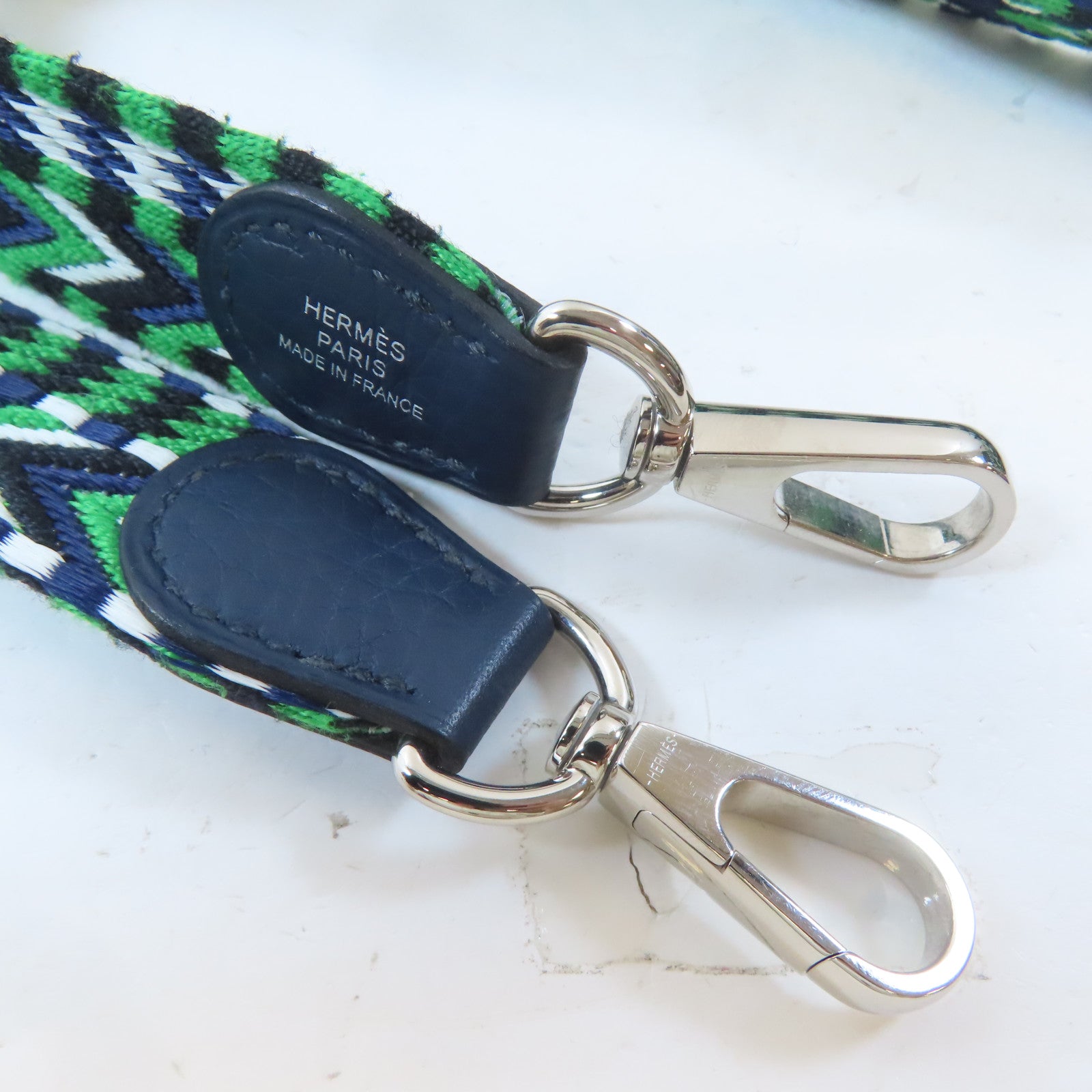 HERMES Clemence皮革Evelyne TPM銀扣肩背袋Bleu De Prusse/藍色