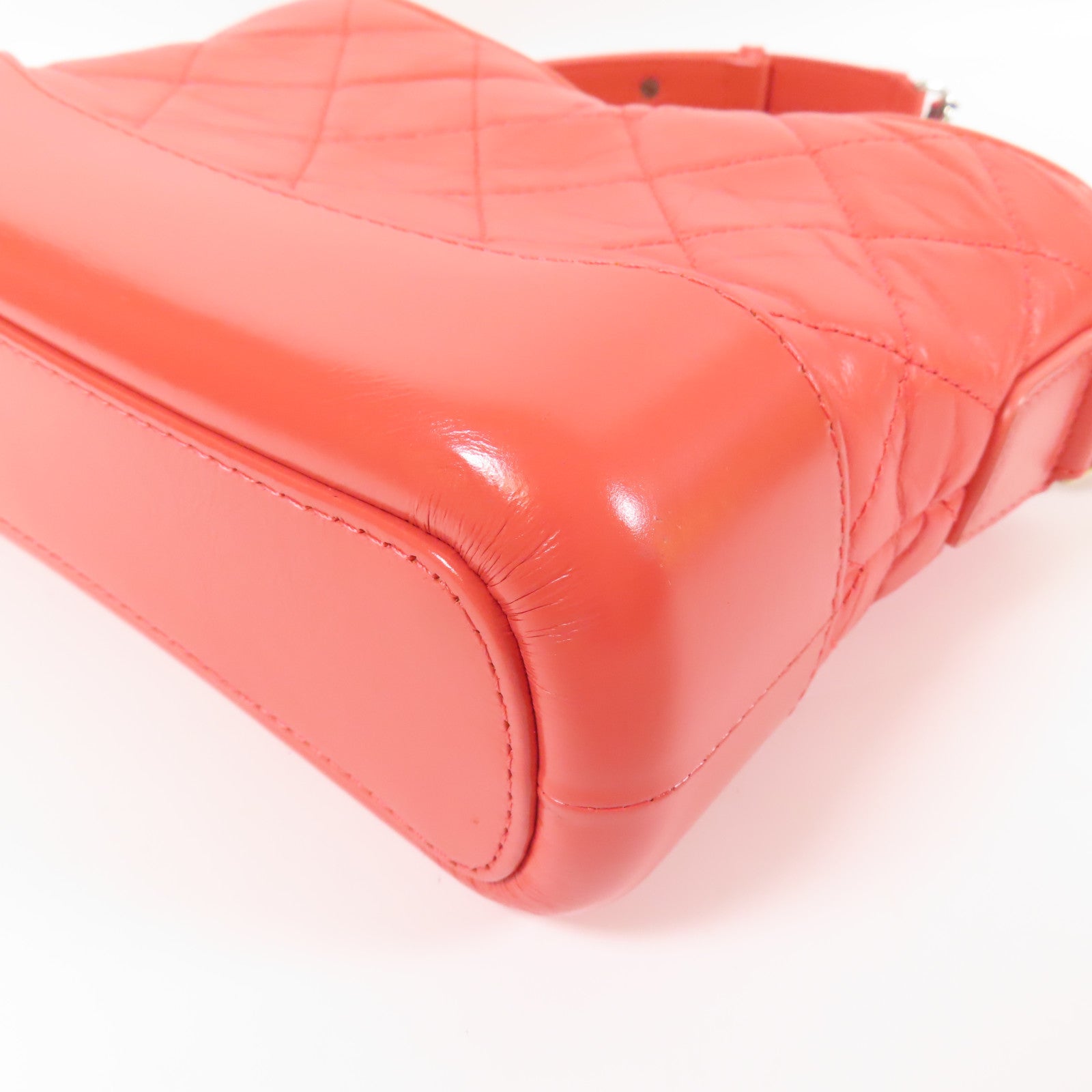 CHANEL 牛皮皮革Gabrielle Small鏈帶肩背袋