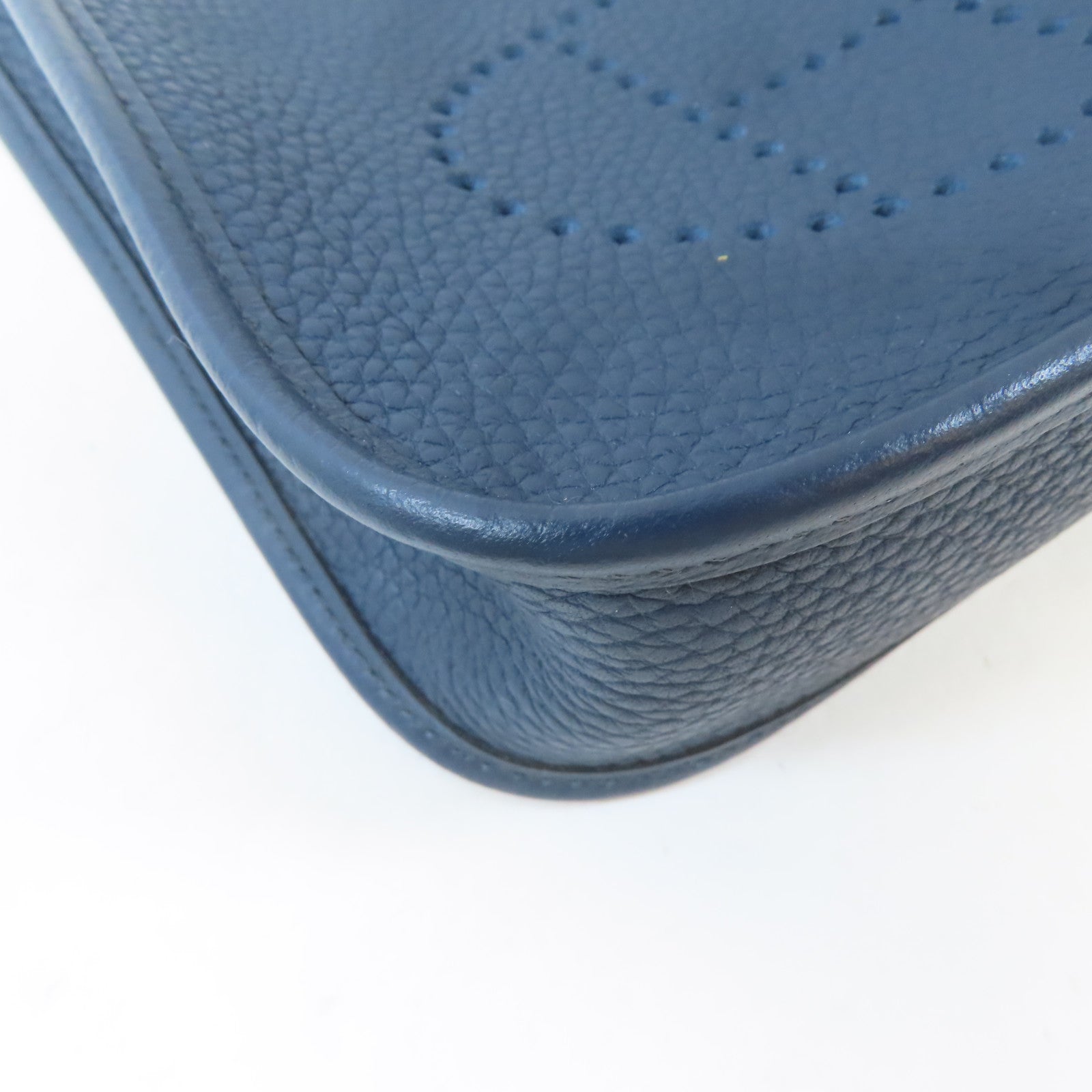 HERMES Clemence皮革Evelyne TPM銀扣肩背袋Bleu De Prusse/藍色