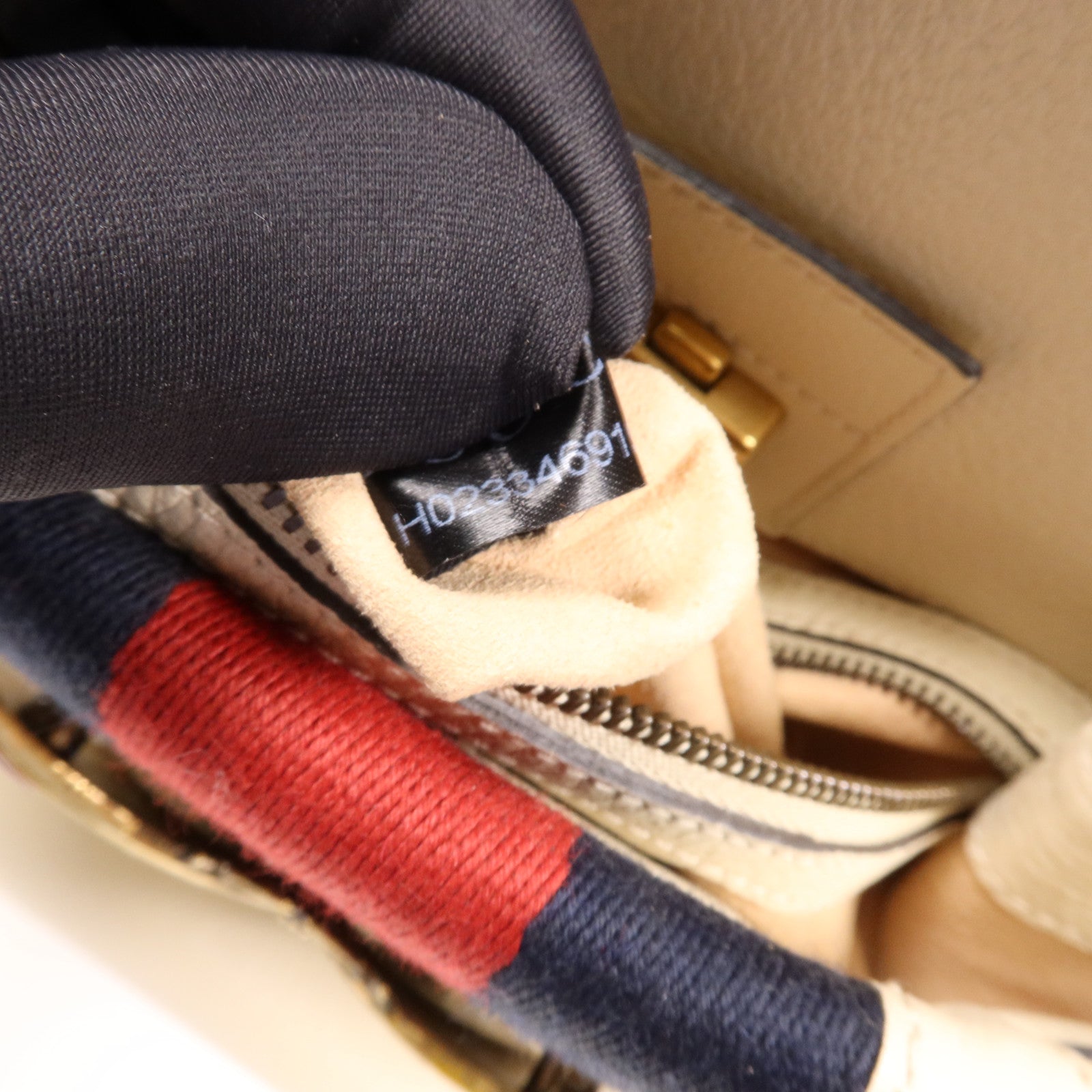 GUCCI 牛皮皮革Totern Butterfly金扣手挽肩背兩用袋