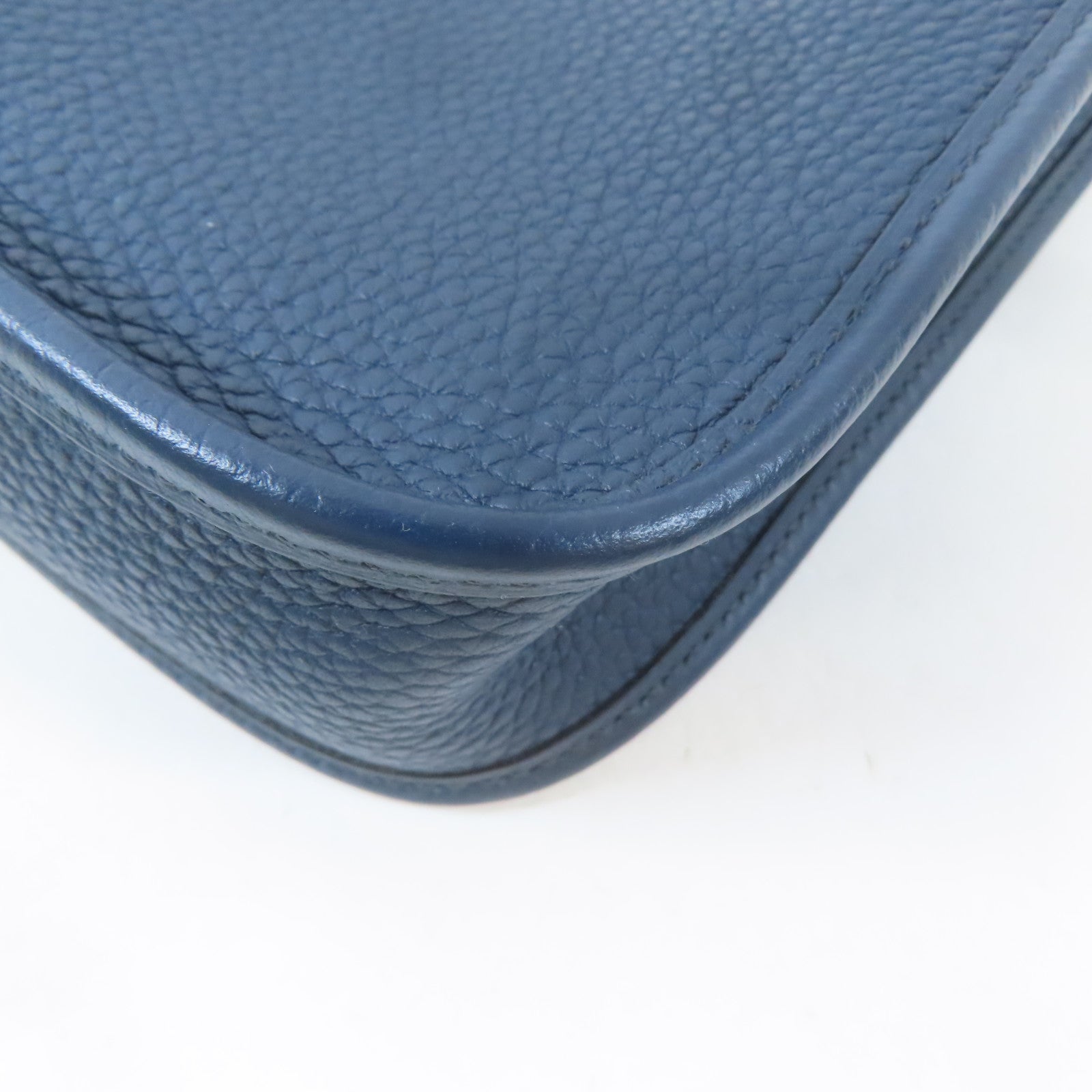 HERMES Clemence皮革Evelyne TPM銀扣肩背袋Bleu De Prusse/藍色