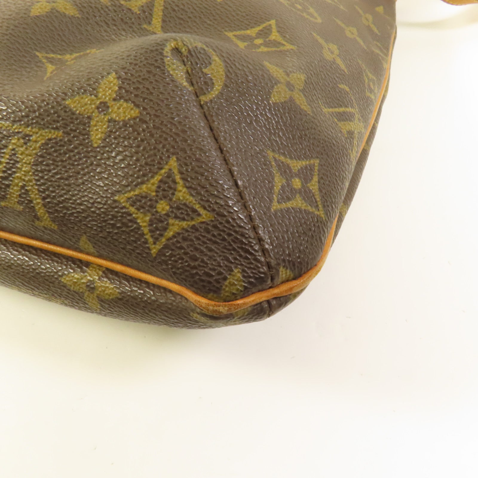 LOUIS VUITTON Monogram Musette金扣肩背袋