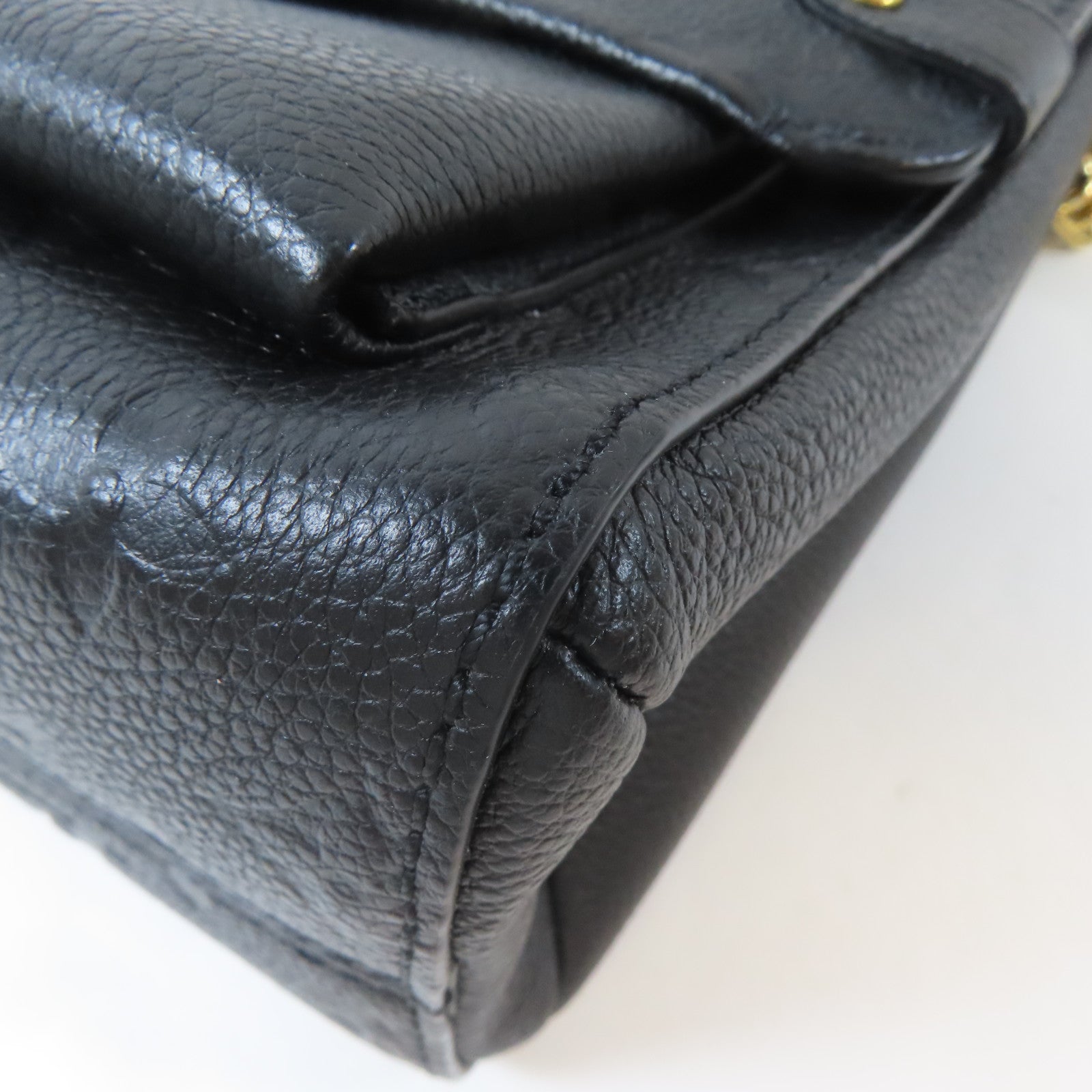 LOUIS VUITTON Monogram Empreinte Vavin PM金扣鏈帶肩背袋黑色