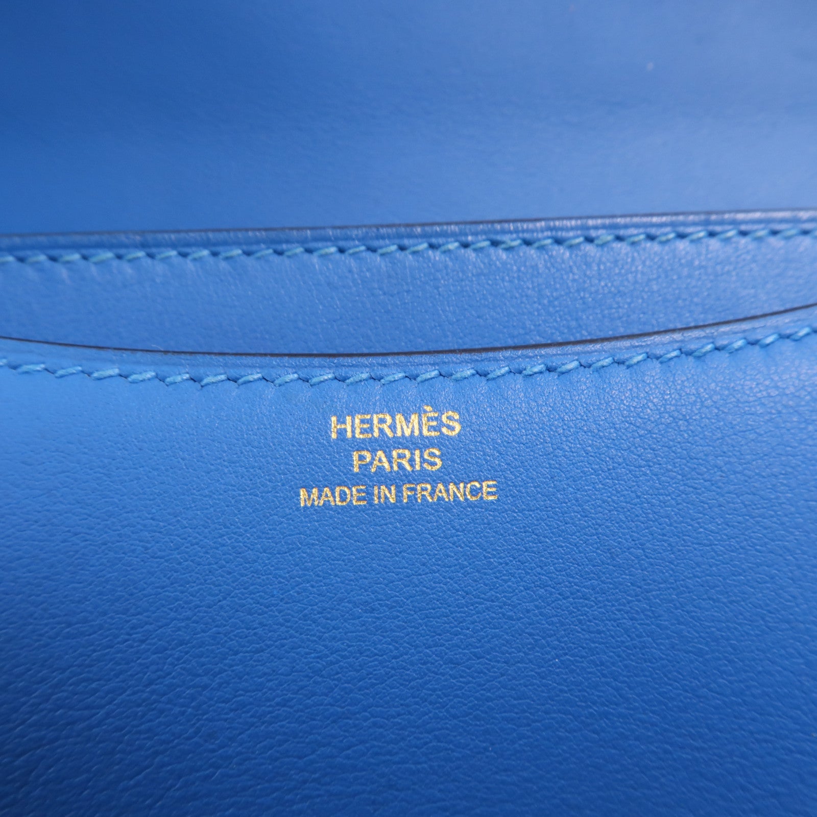 HERMES Swift皮革Constance Mini金扣肩背袋Bleu Izmir