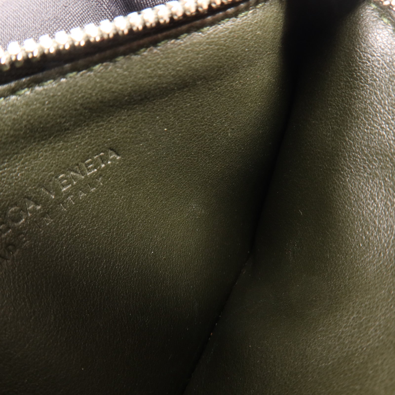 BOTTEGA VENETA 牛皮皮革Card Case銀扣卡片套