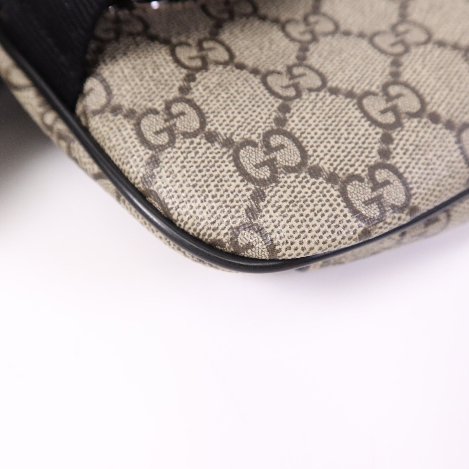 GUCCI 塗層帆布GG Supreme Waist Bag銀扣腰包