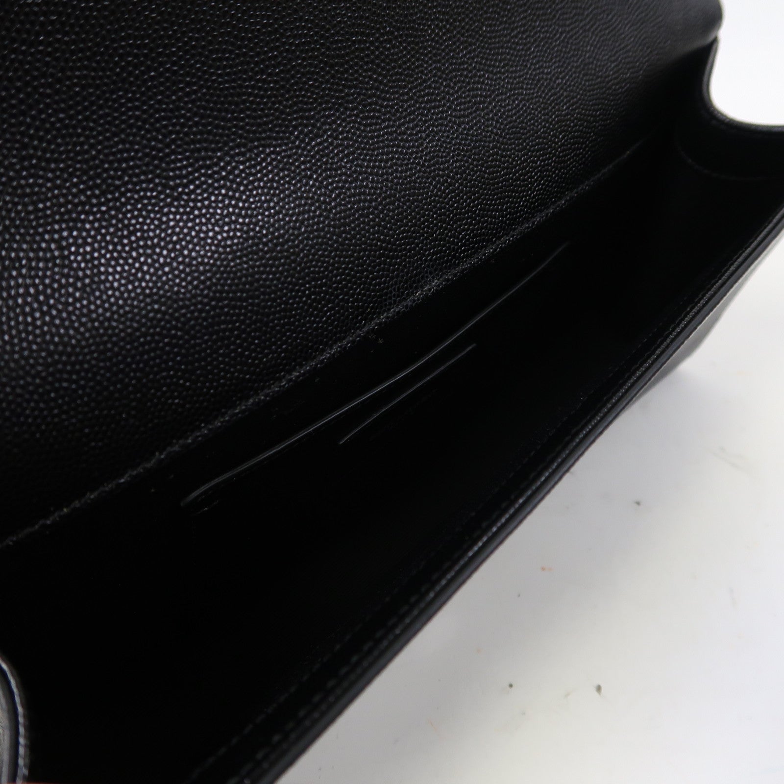 SAINT LAURENT 牛皮皮革Grain De poudre Matelasse studd銀扣手拿包黑色