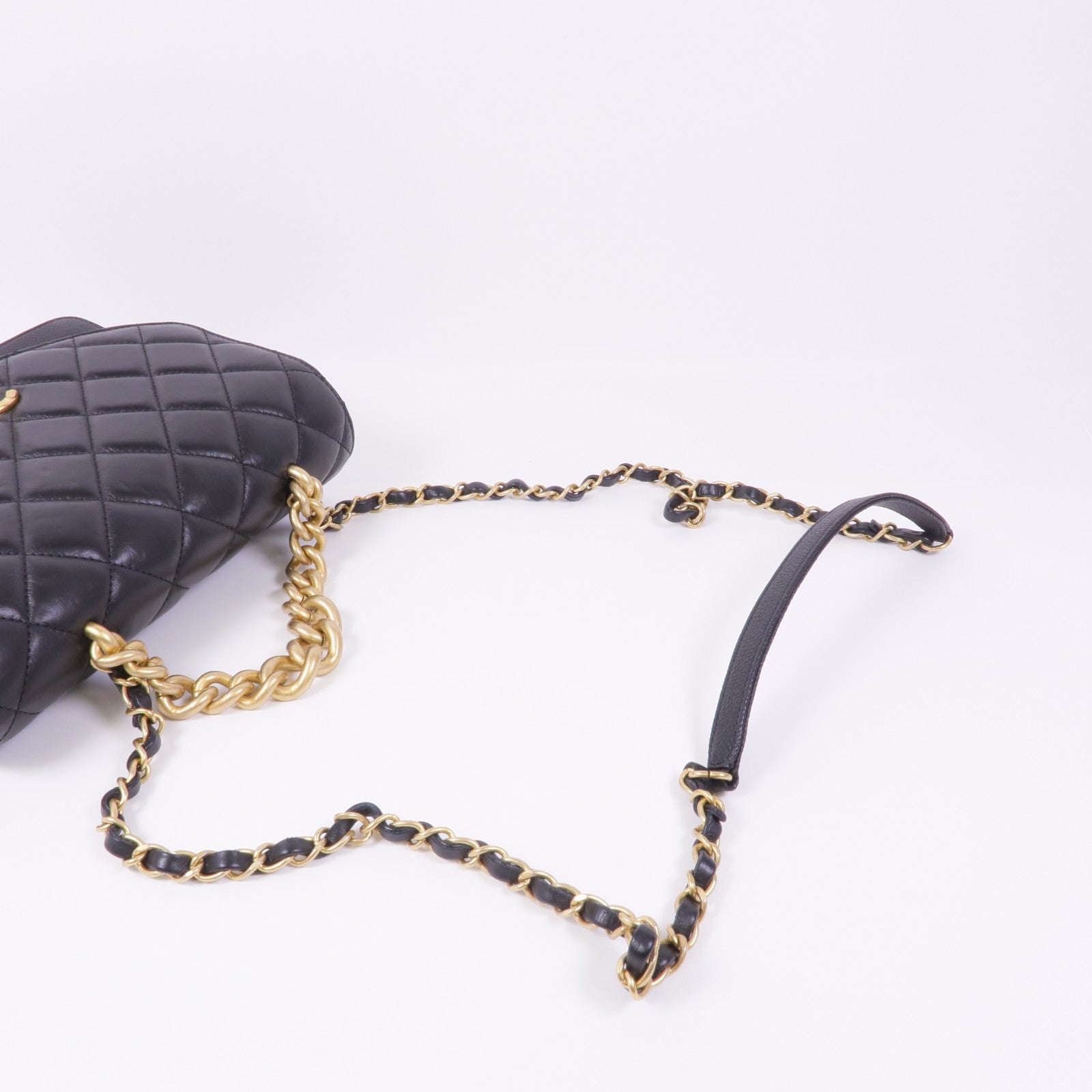 CHANEL 牛皮皮革Chain Shoulder金扣鏈帶肩背袋