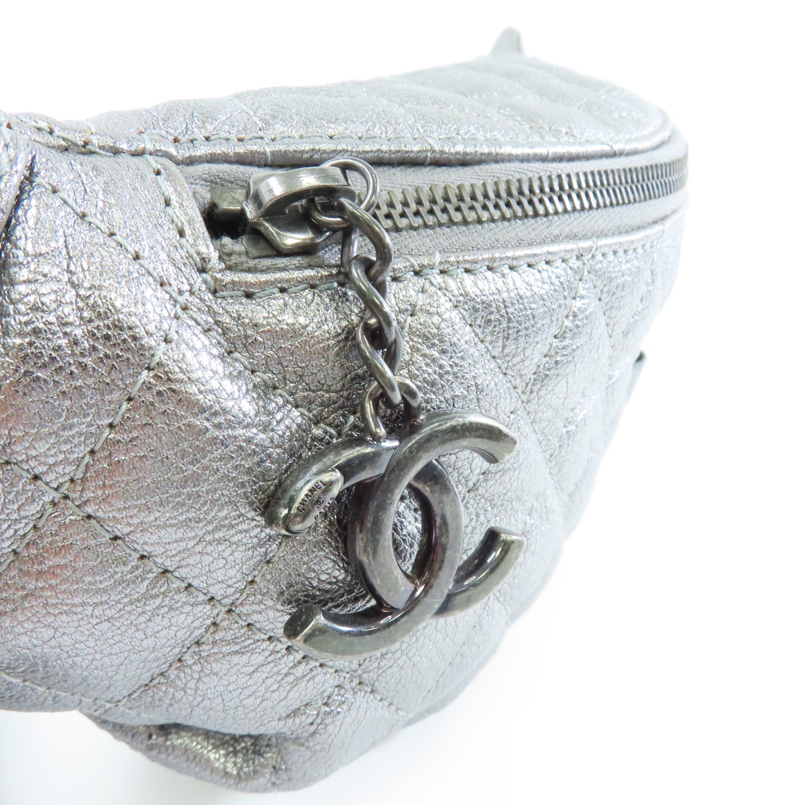 CHANEL 【激減優惠】菱格牛皮皮革15A Belt Bag銀扣腰包銀色