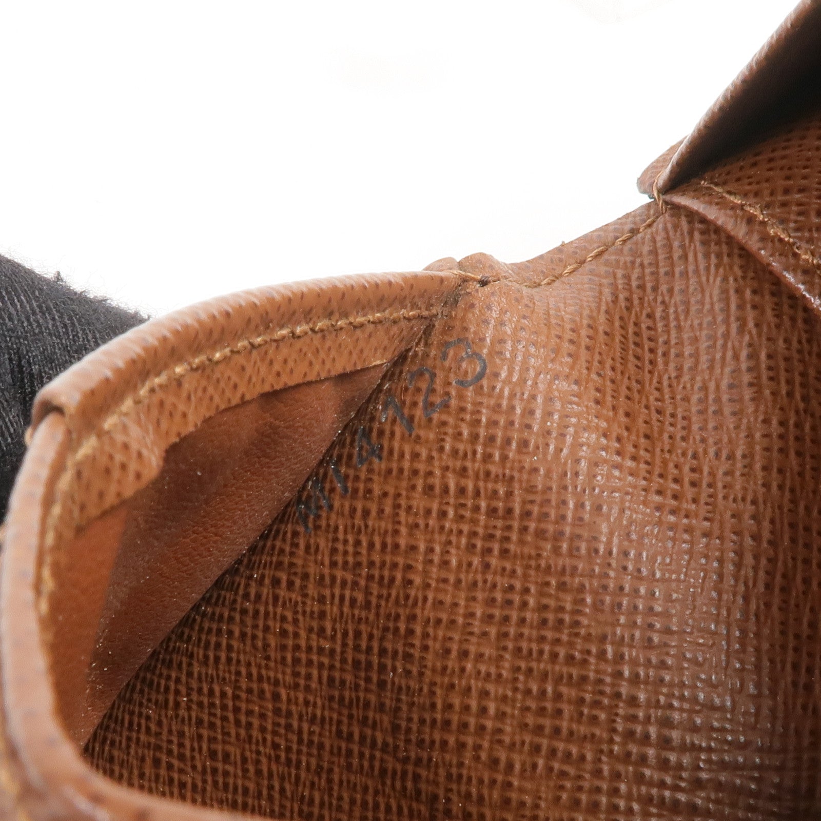 LOUIS VUITTON Monogram Pocket Organizer卡片套