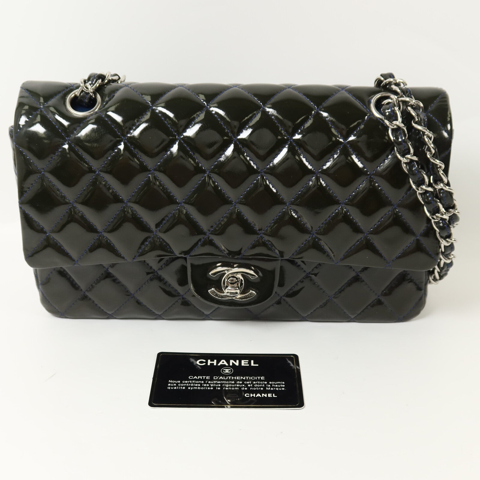 CHANEL 漆皮皮革Classic 25鏈帶肩背袋
