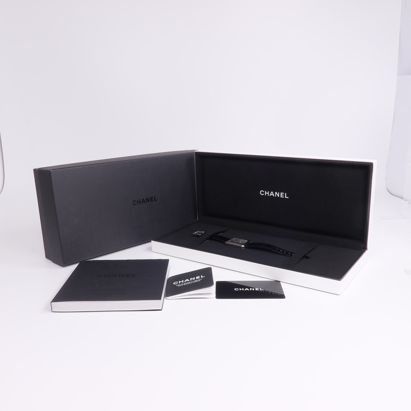 CHANEL Boy-Friend H6128