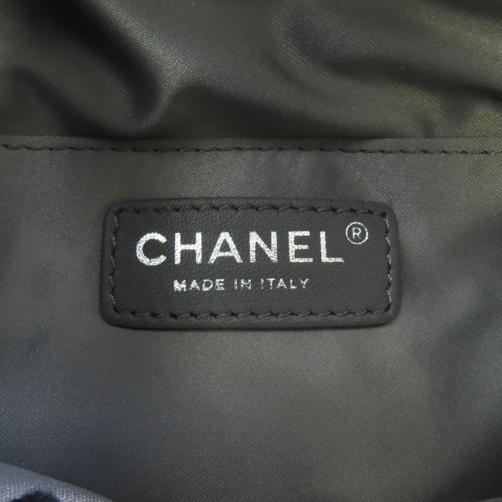 CHANEL 【激減優惠】菱格牛皮皮革15A Belt Bag銀扣腰包銀色