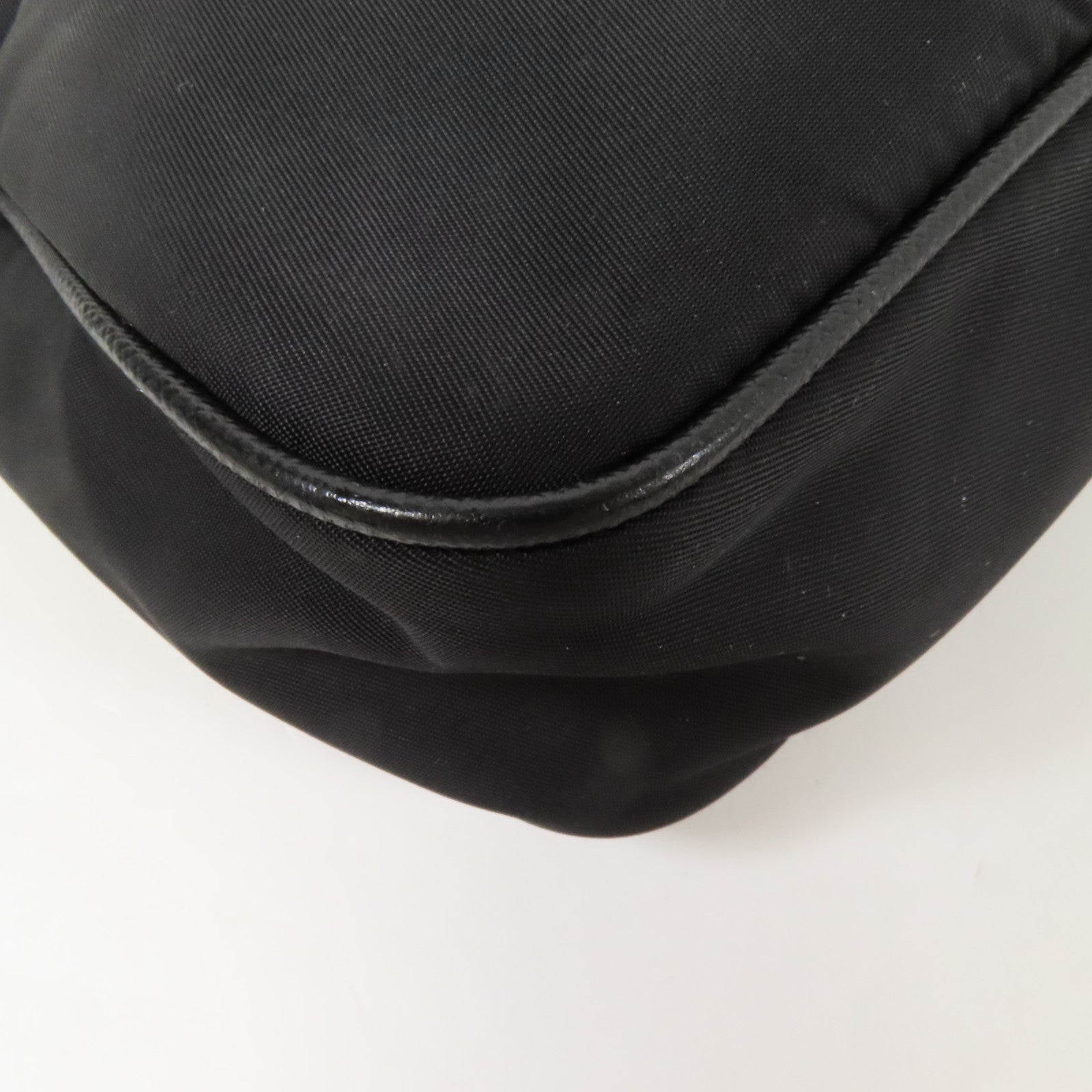 PRADA 尼龍Re-Edition 2005銀扣手挽肩背兩用袋