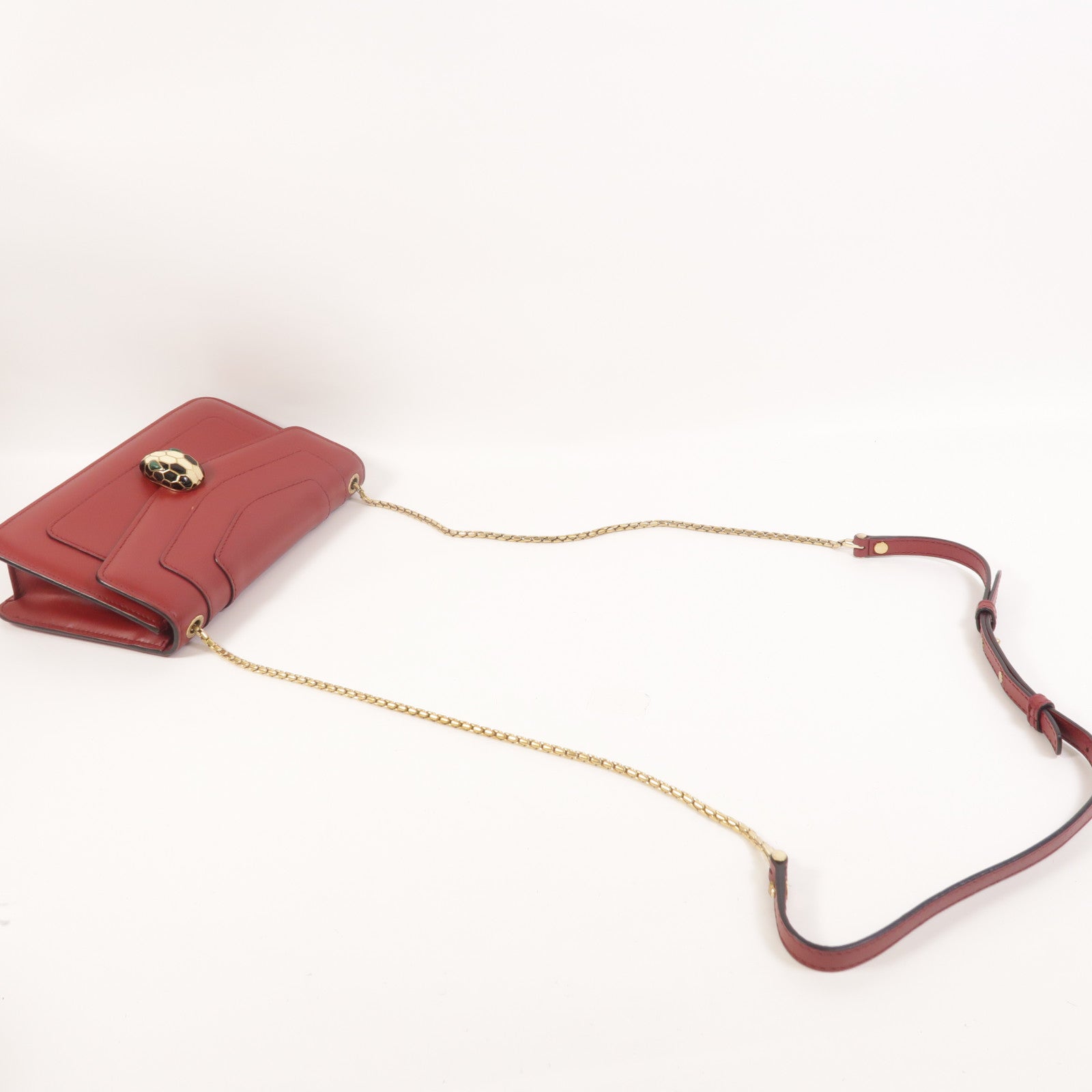 BVLGARI 牛皮皮革Serpenti Forever Wallet On Chain鏈帶肩背袋