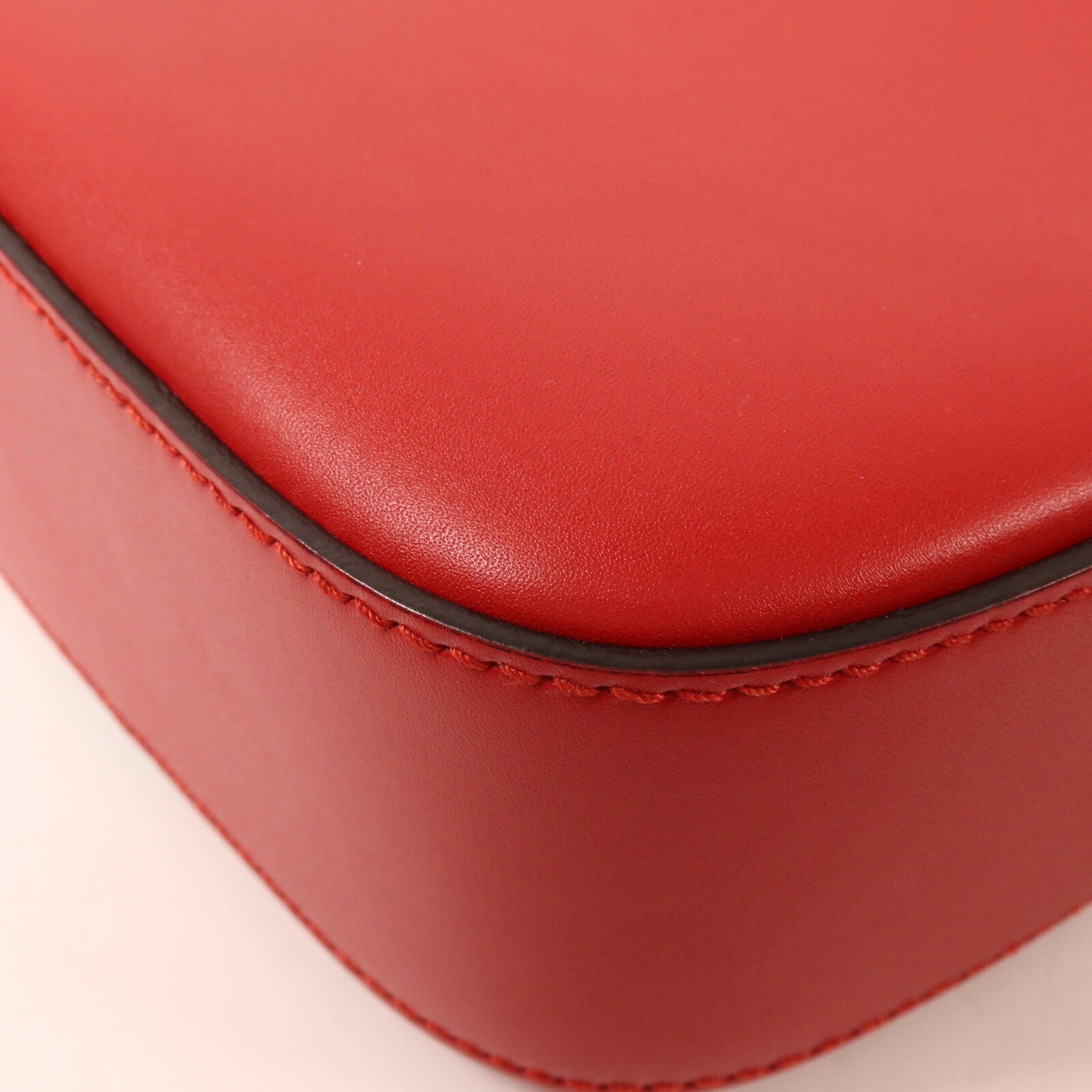 GUCCI 牛皮皮革Web Sherry Line Bee肩背袋